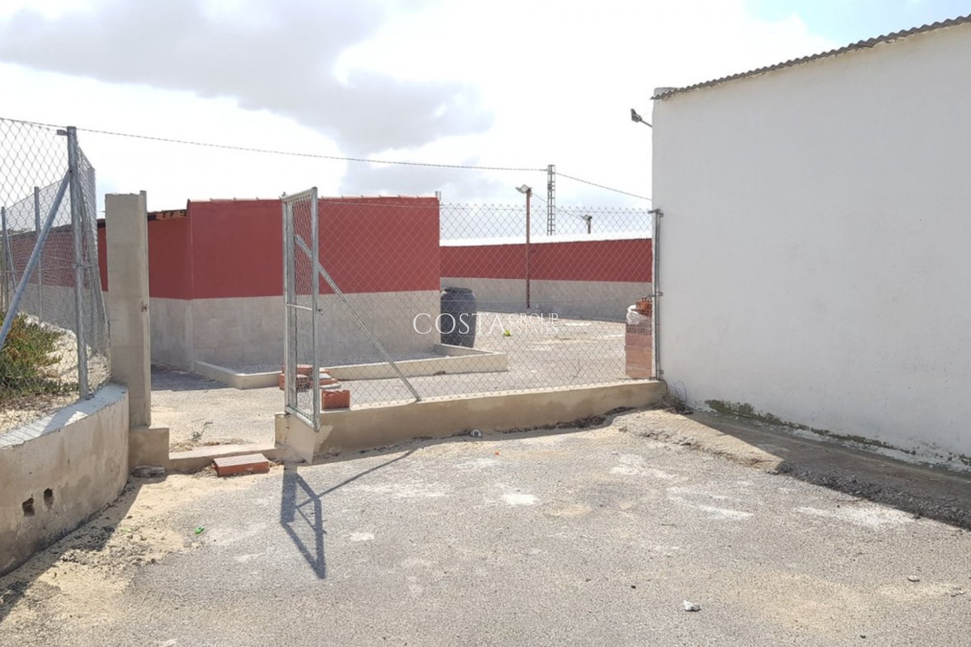 Resale - Villa -
Los Montesinos - Los Montesinos Centro