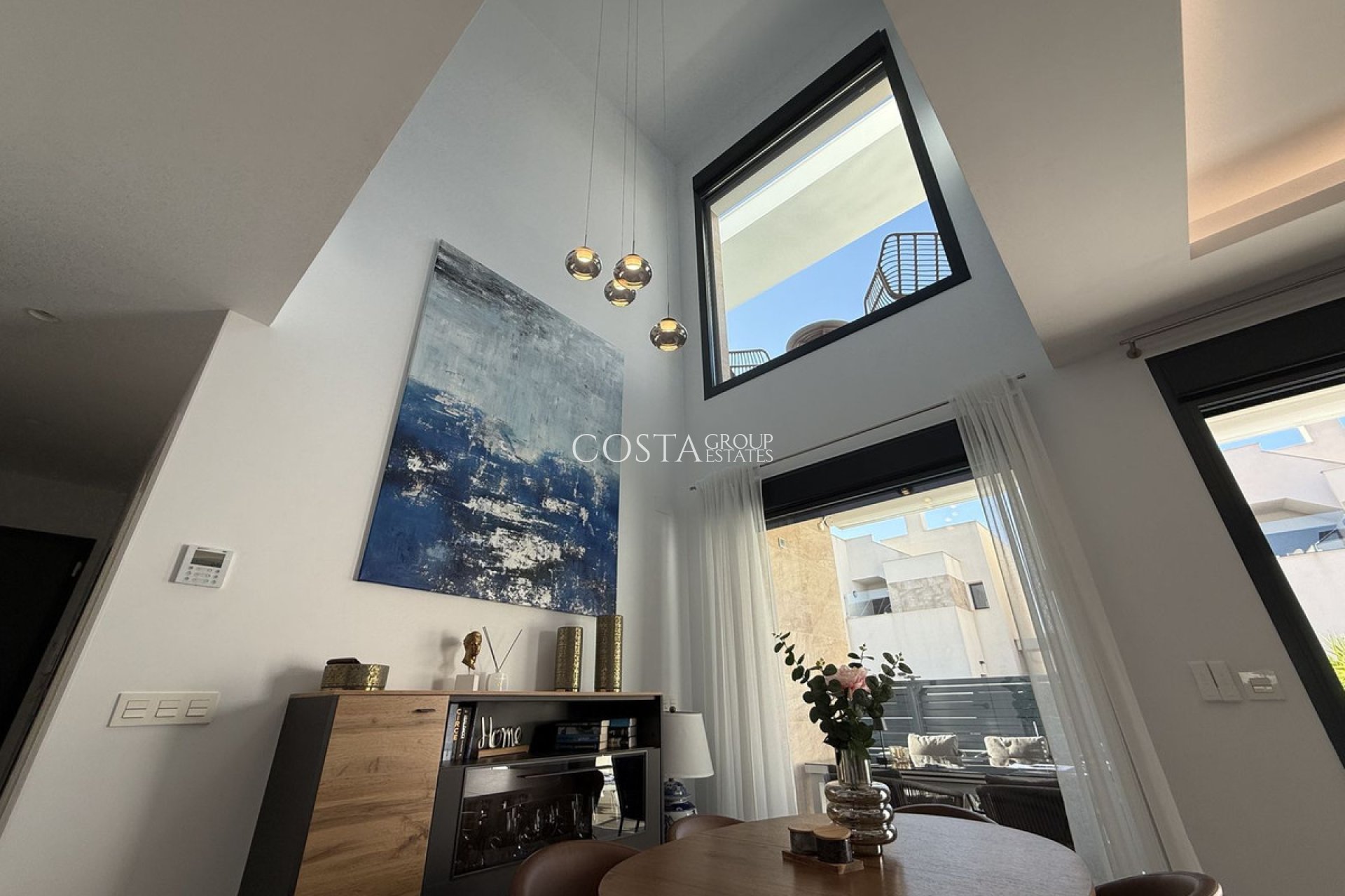 Resale - Villa -
Los Montesinos - Los Montesinos Centro