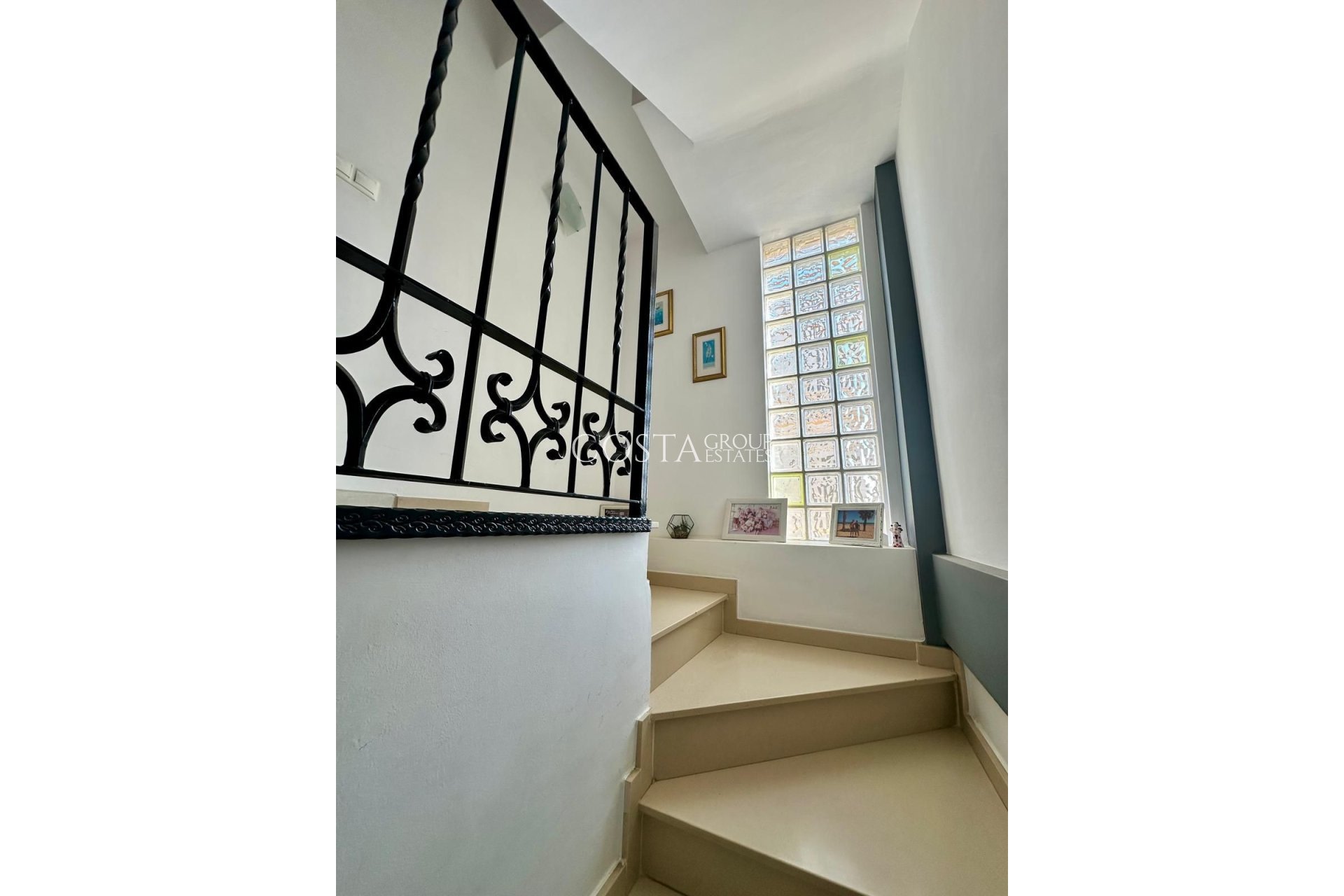 Resale - Villa -
Los Montesinos - Los Montesinos Centro