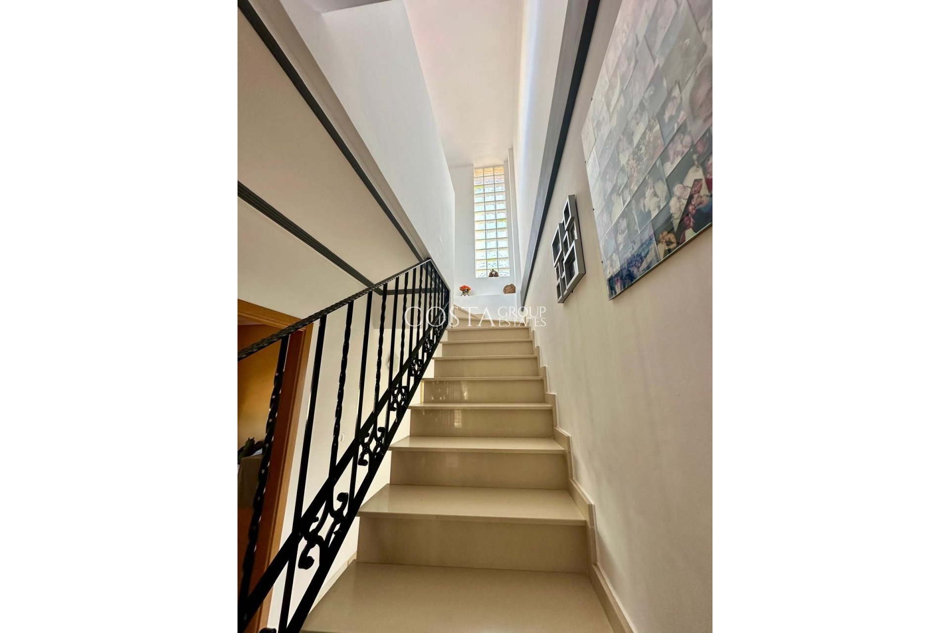 Resale - Villa -
Los Montesinos - Los Montesinos Centro