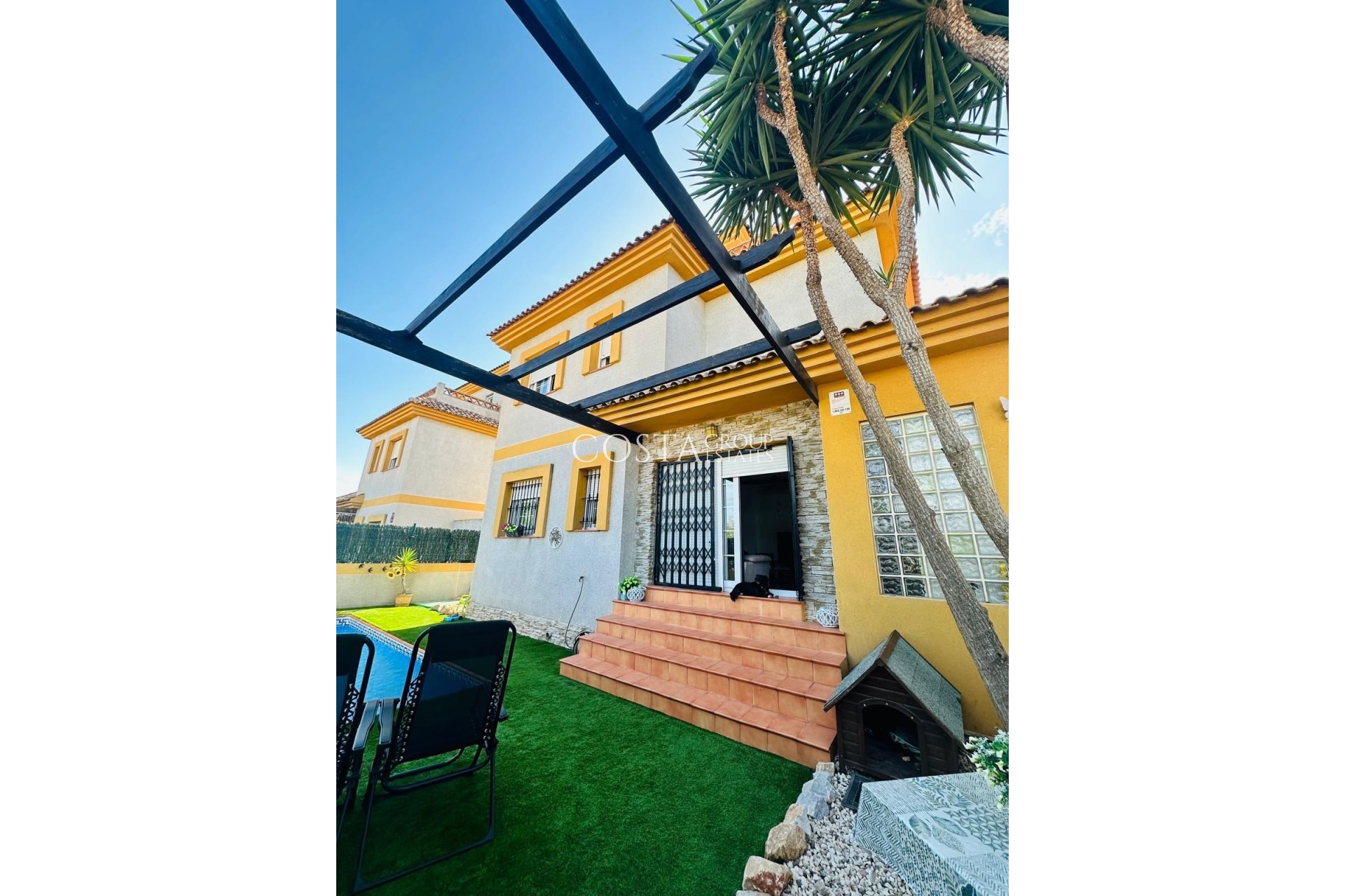 Resale - Villa -
Los Montesinos - Los Montesinos Centro