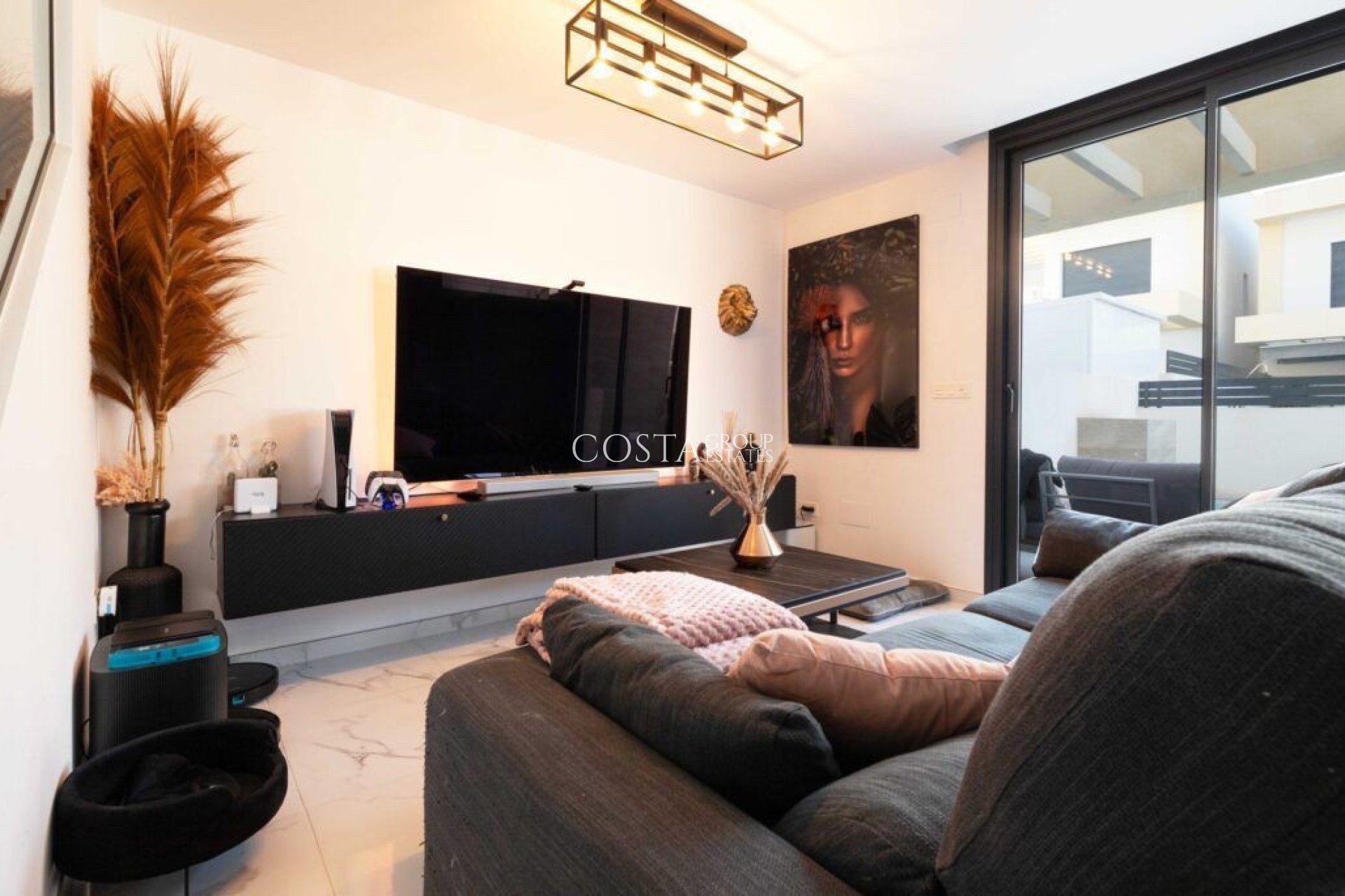 Resale - Villa -
Los Montesinos - Los Montesinos Centro