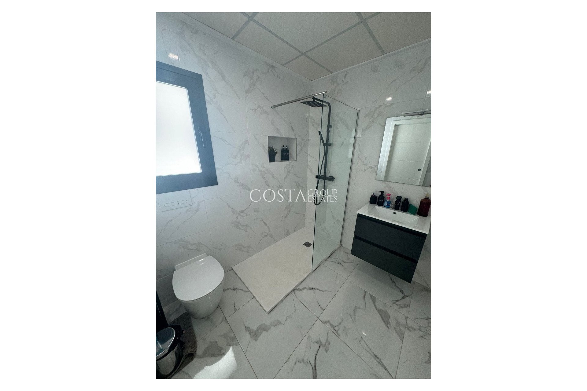 Resale - Villa -
Los Montesinos - Los Montesinos Centro