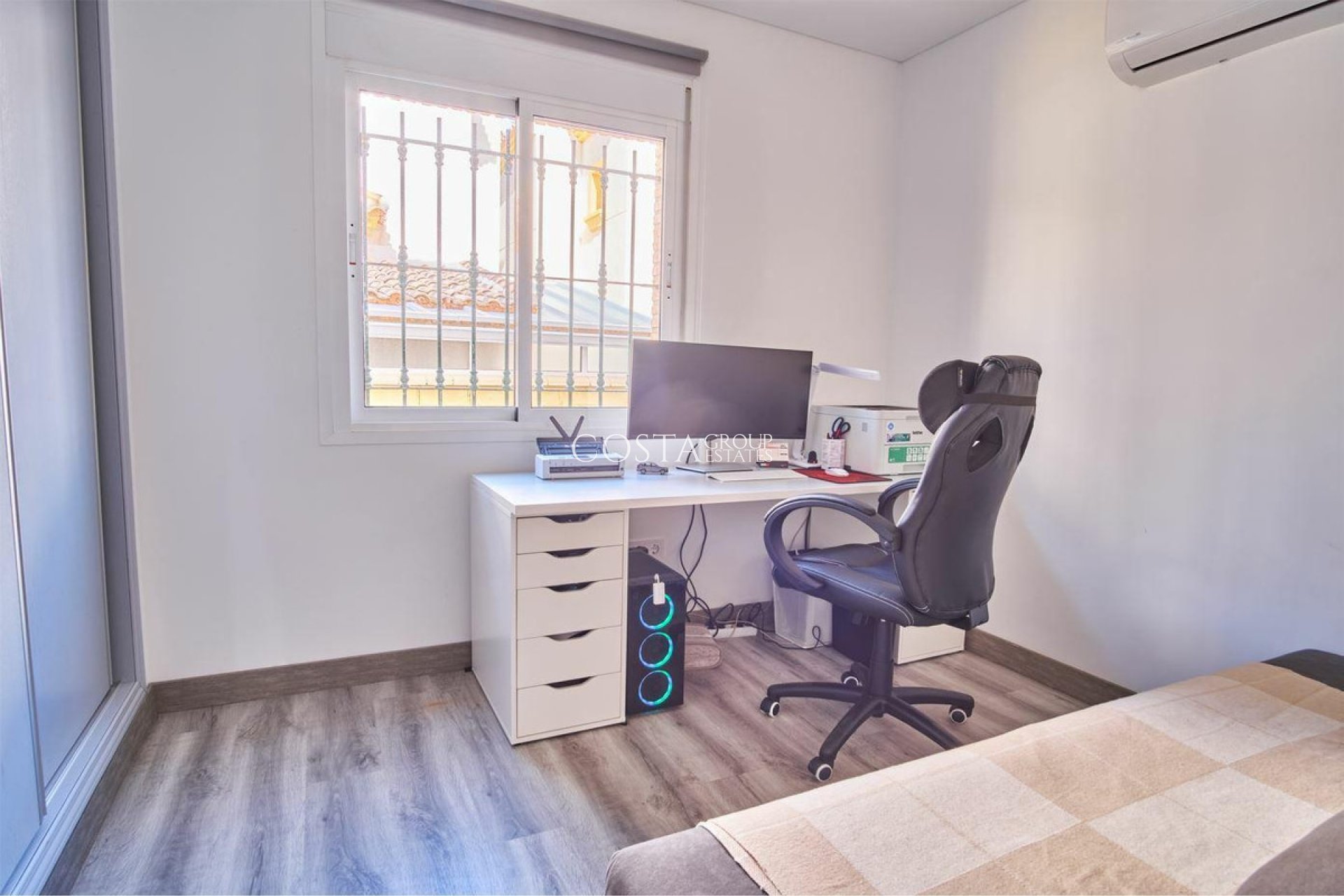 Resale - Villa -
Los Montesinos - Los Montesinos Centro