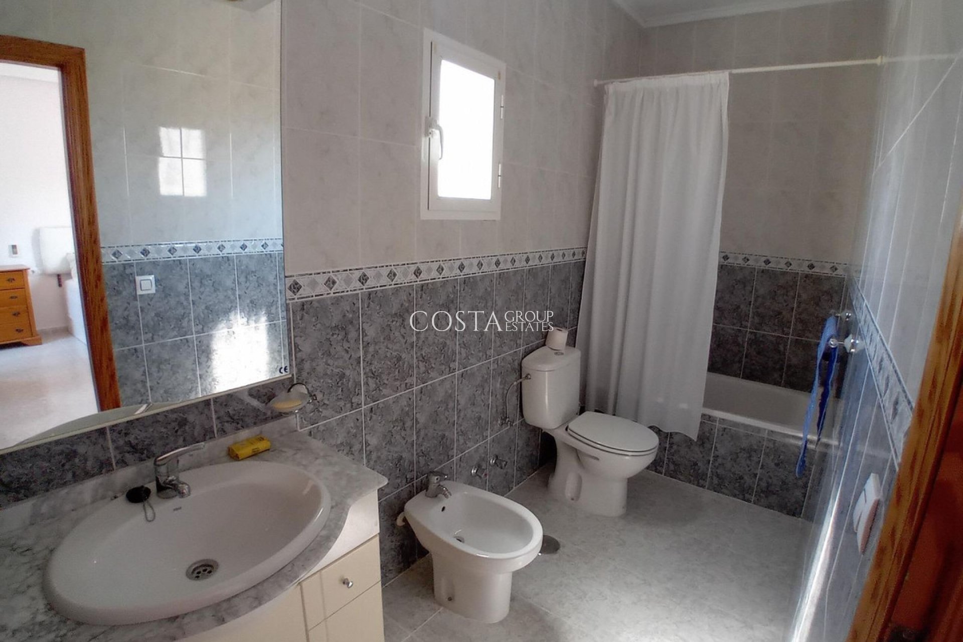 Resale - Villa -
Mazarrón - Mazarrón Centro