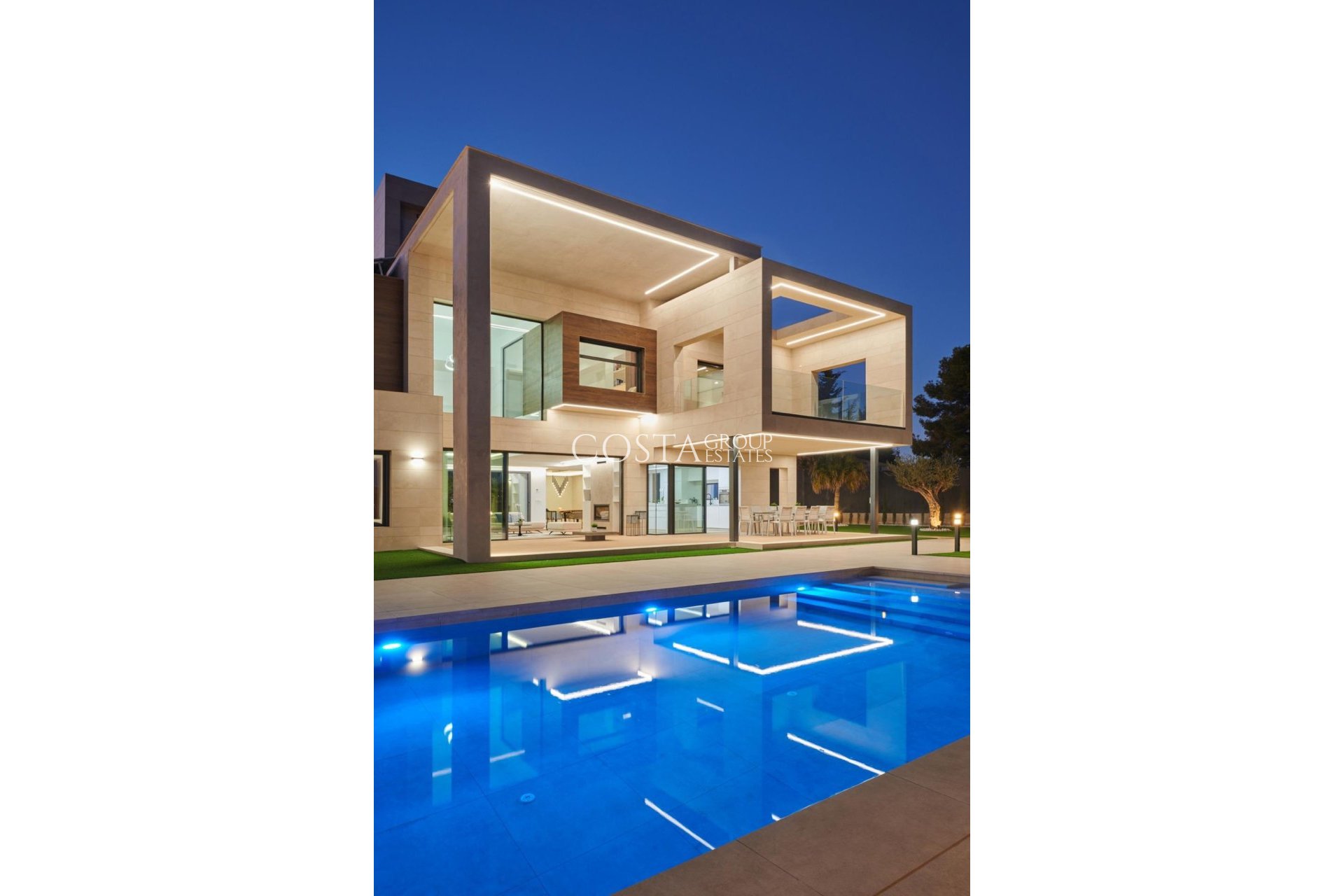 Resale - Villa -
Molina De Segura - Molina de Segura Centro