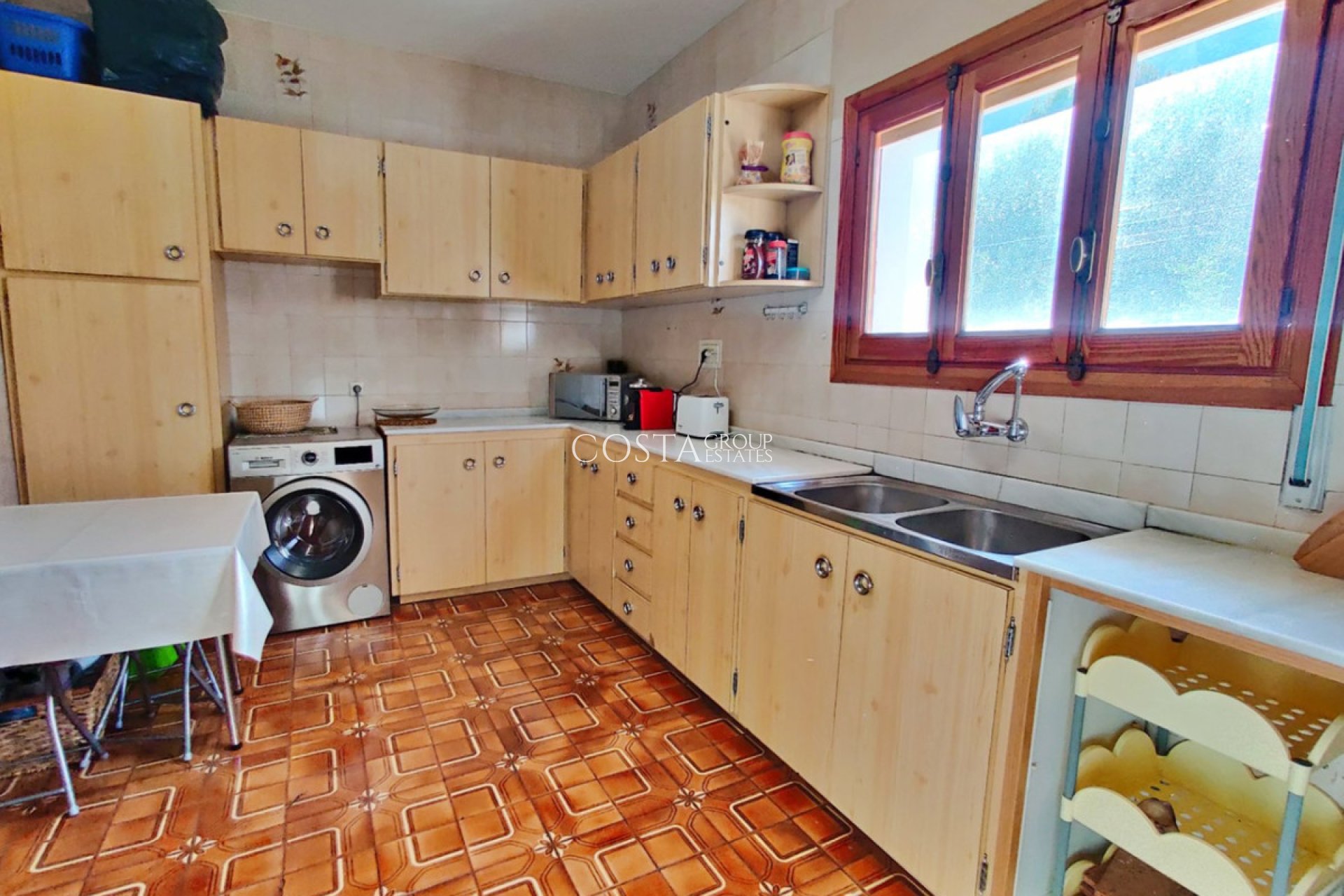 Resale - Villa -
Novelda - Estación