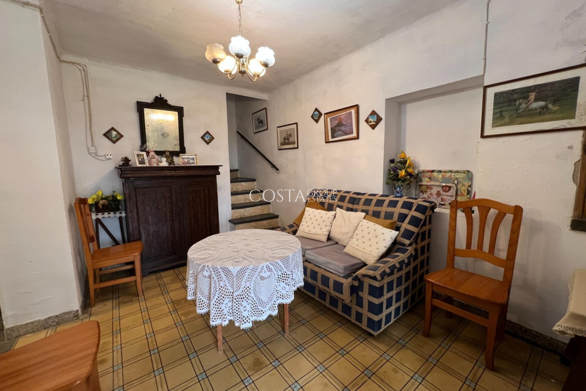 Resale - Villa -
Novelda - Estación