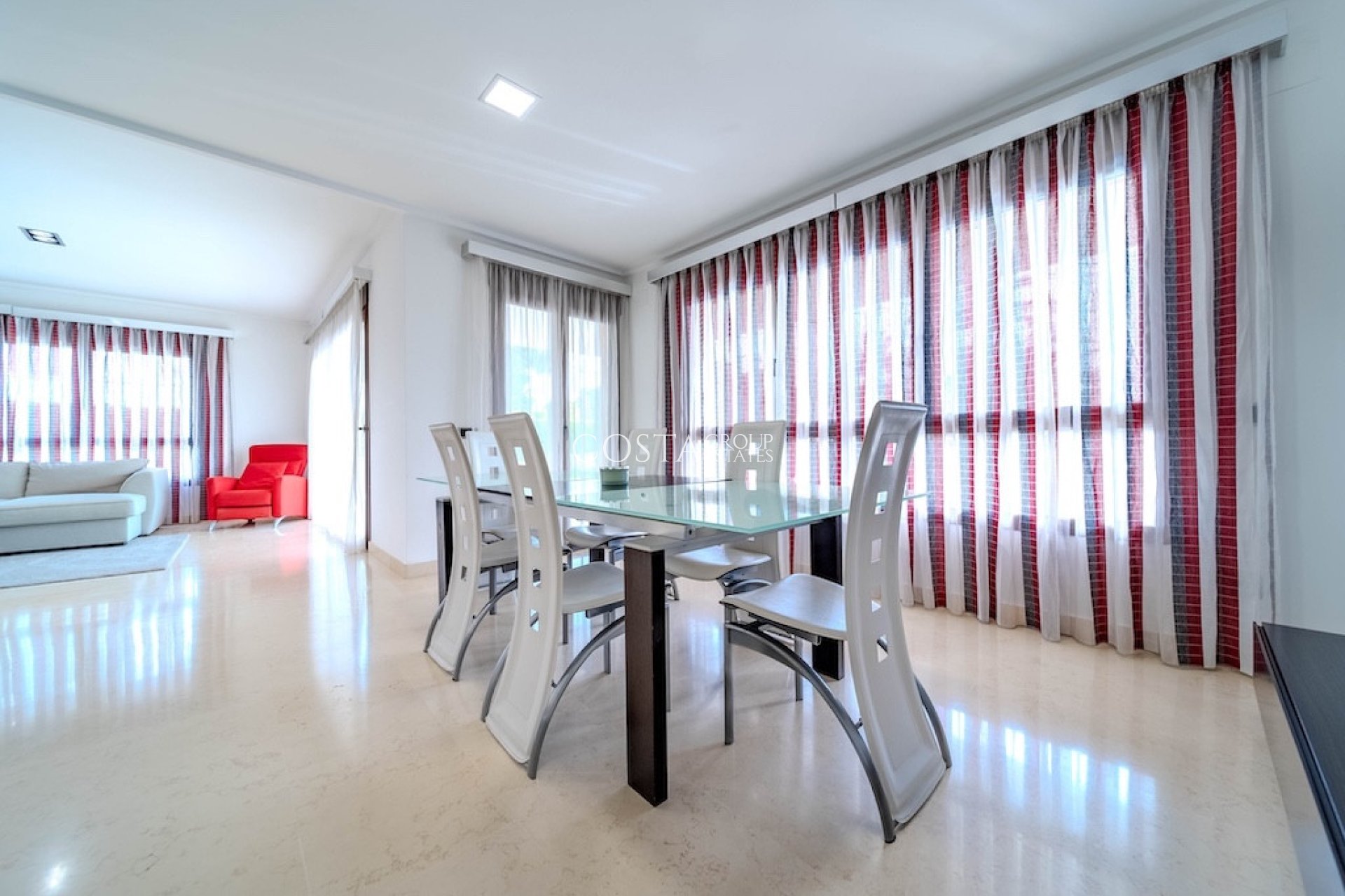 Resale - Villa -
Orihuela - Cabo Roig