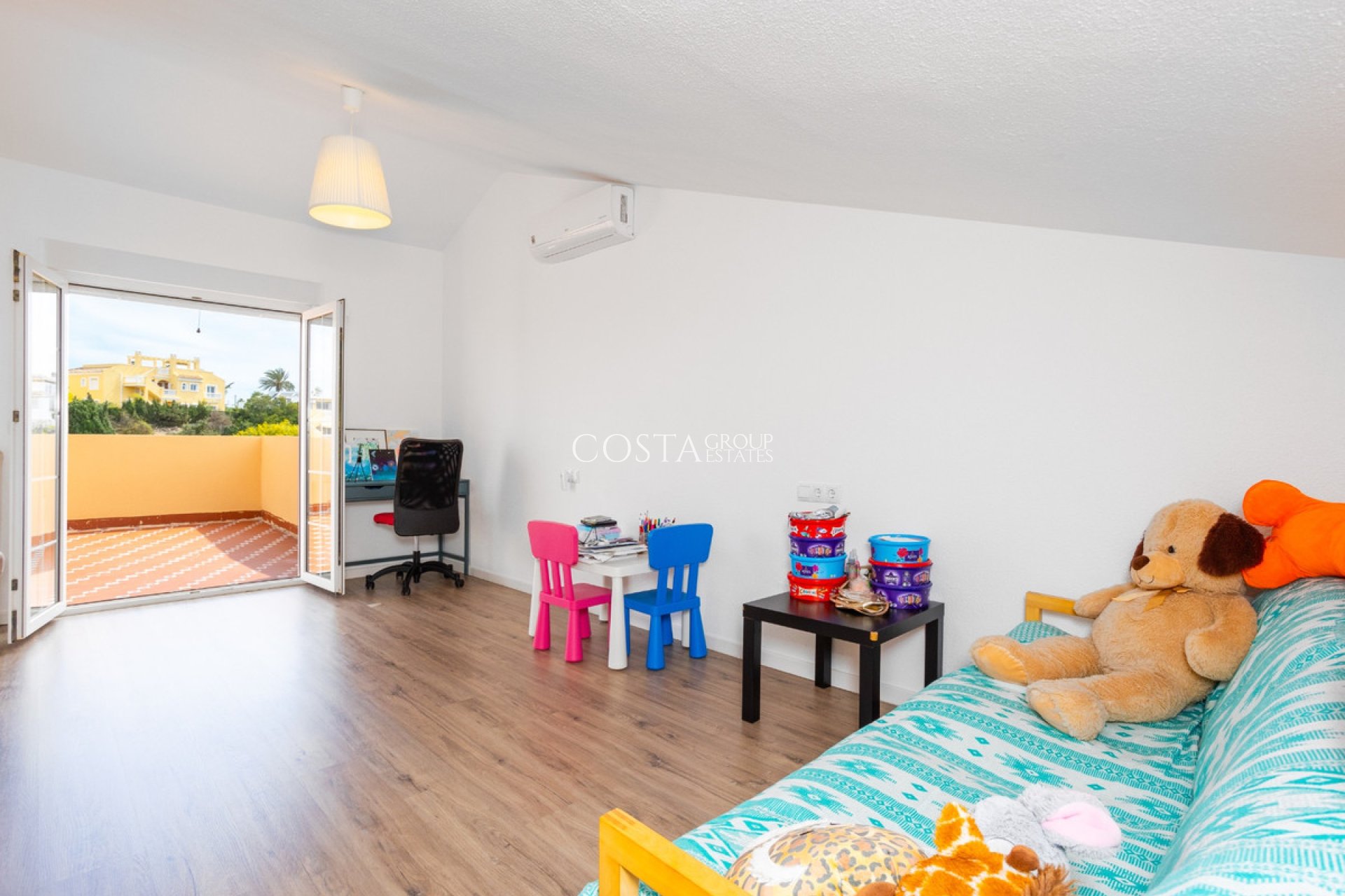 Resale - Villa -
Orihuela - Cabo Roig