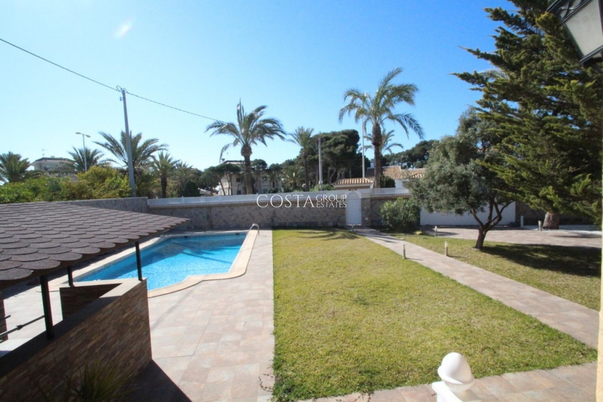 Resale - Villa -
Orihuela - Cabo Roig