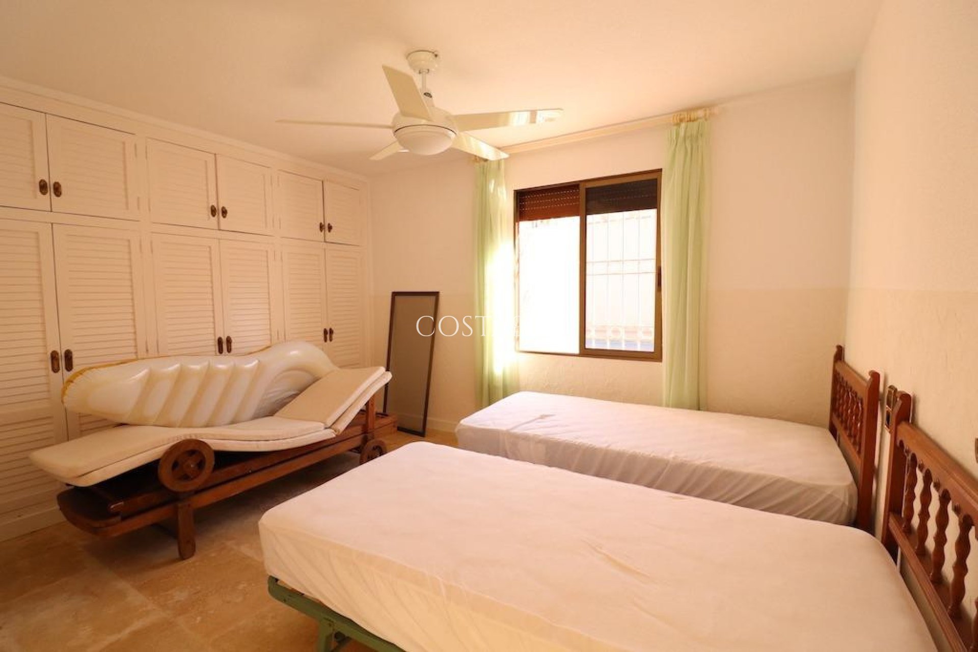 Resale - Villa -
Orihuela - Cabo Roig