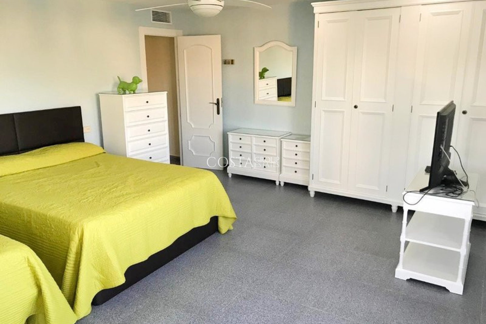 Resale - Villa -
Orihuela - Cabo Roig