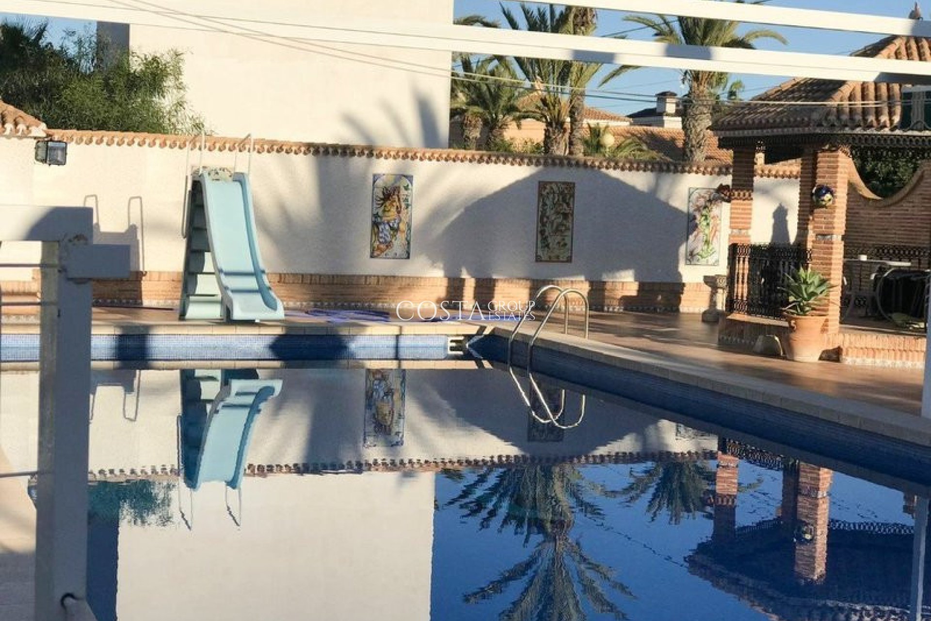 Resale - Villa -
Orihuela - Cabo Roig