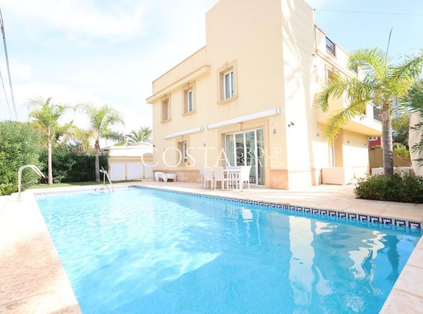 Resale - Villa -
Orihuela - Cabo Roig