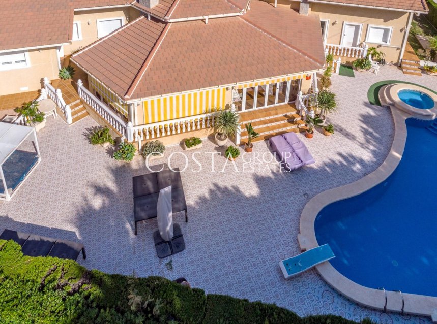 Resale - Villa -
Orihuela - Cabo Roig