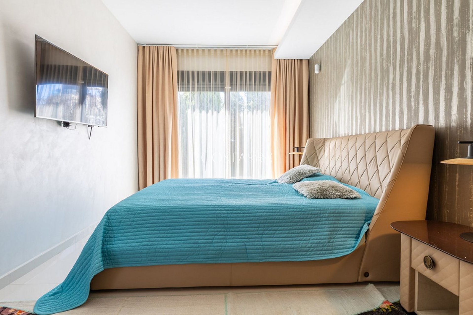 Resale - Villa -
Orihuela - Campoamor