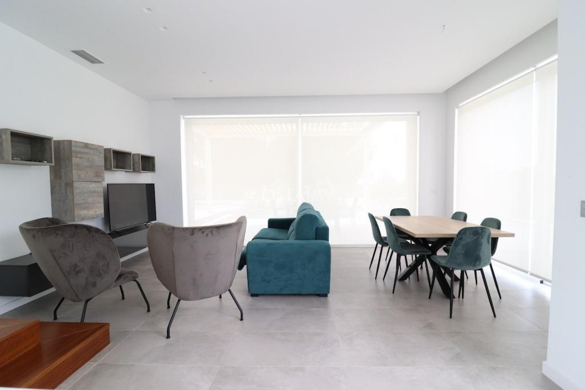 Resale - Villa -
Orihuela - Campoamor