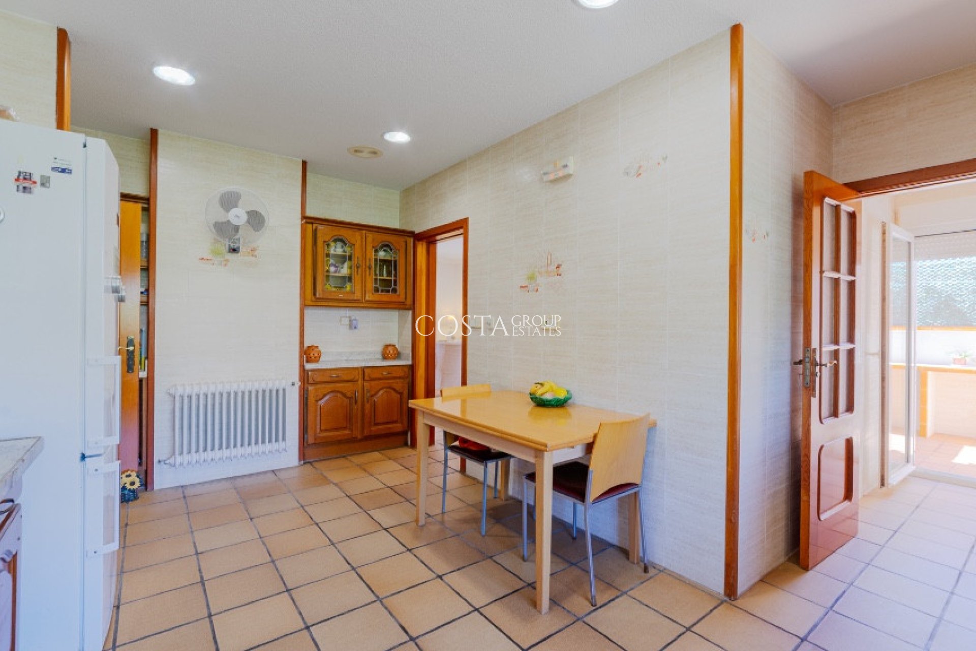 Resale - Villa -
Orihuela - Campoamor