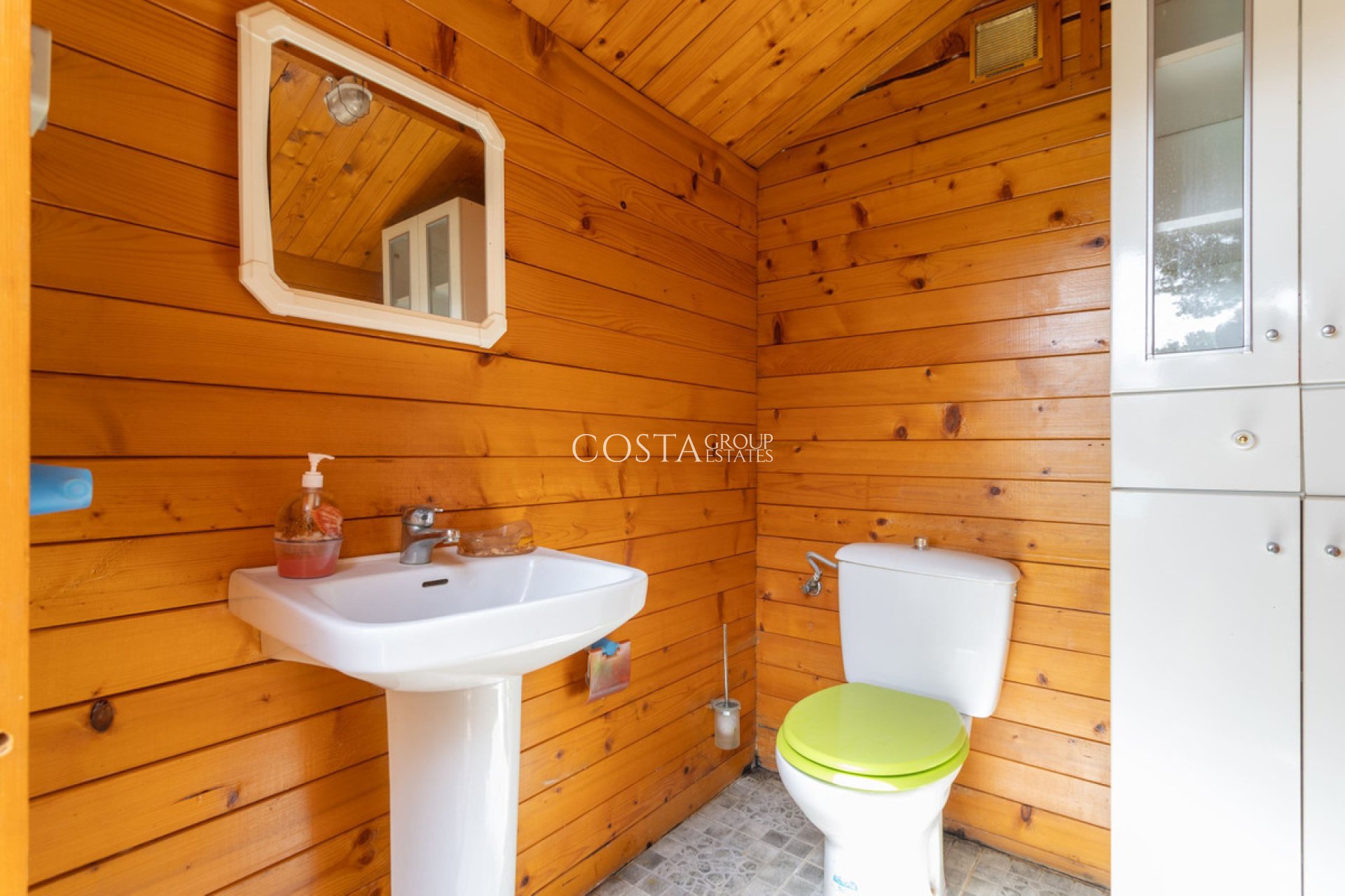 Resale - Villa -
Orihuela - Campoamor