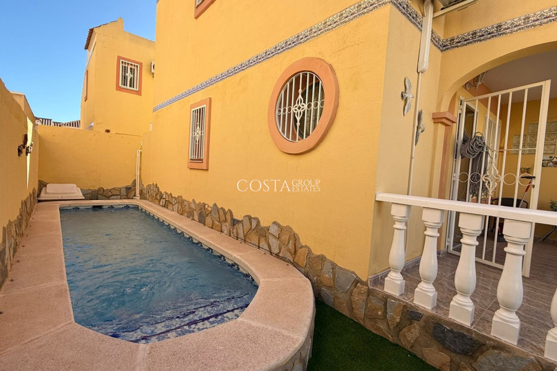 Resale - Villa -
Orihuela Costa - Blue Lagoon