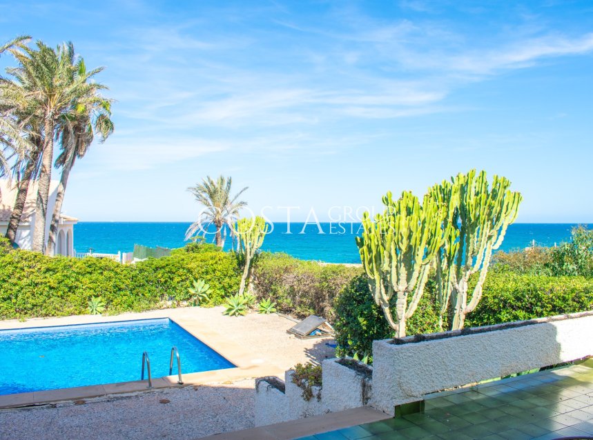 Resale - Villa -
Orihuela Costa - Cabo Roig