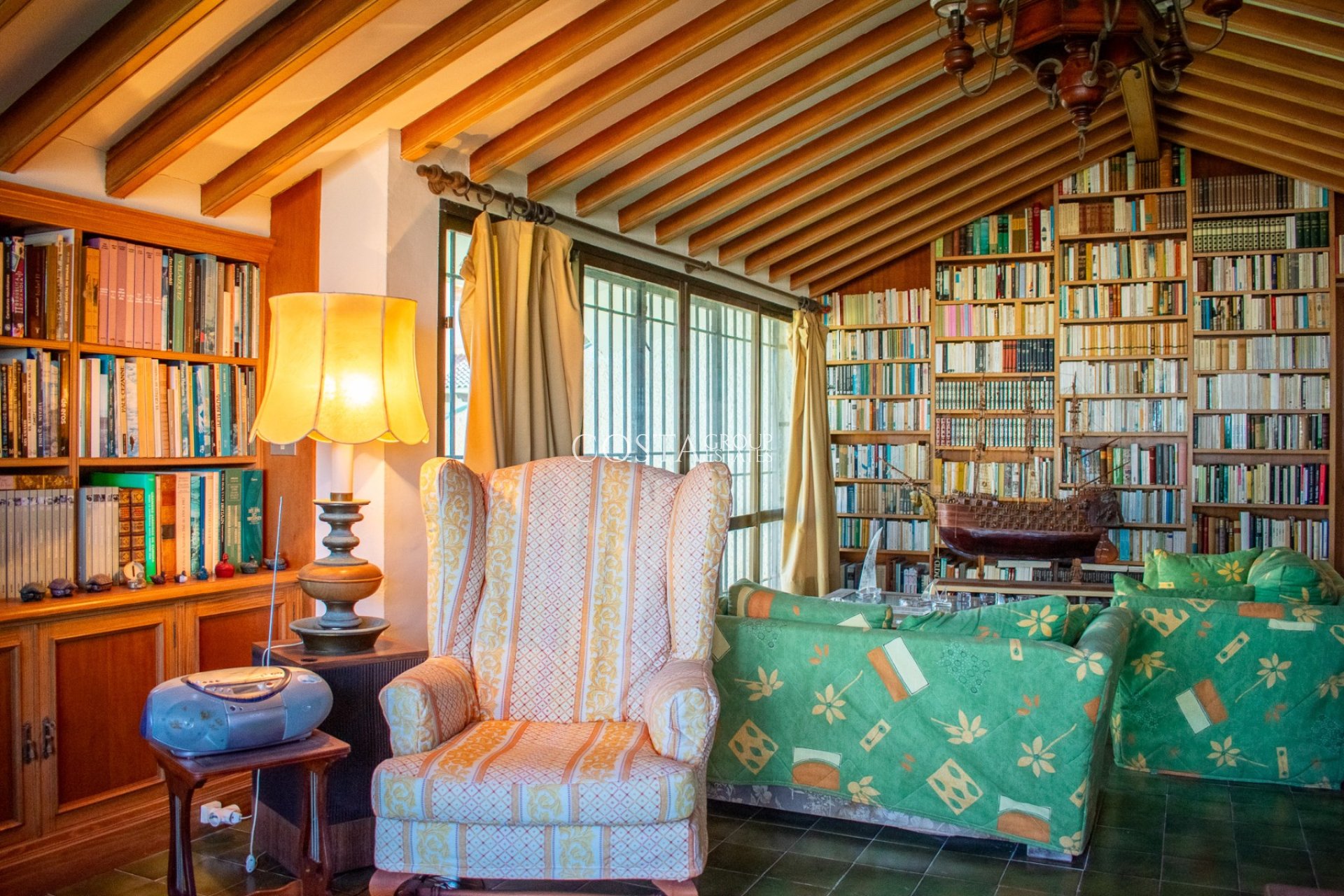 Resale - Villa -
Orihuela Costa - Cabo Roig