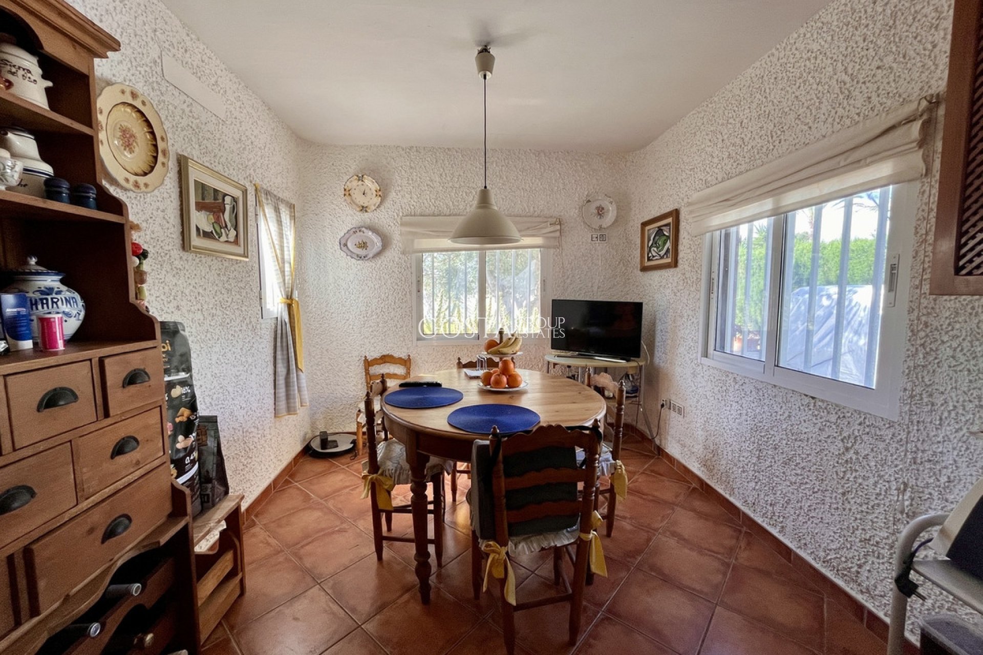 Resale - Villa -
Orihuela Costa - Cabo Roig