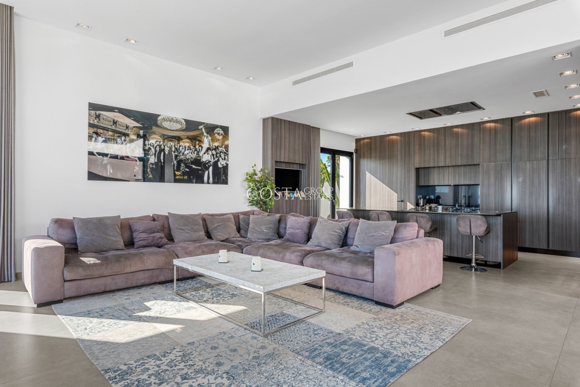 Resale - Villa -
Orihuela Costa - Cabo Roig