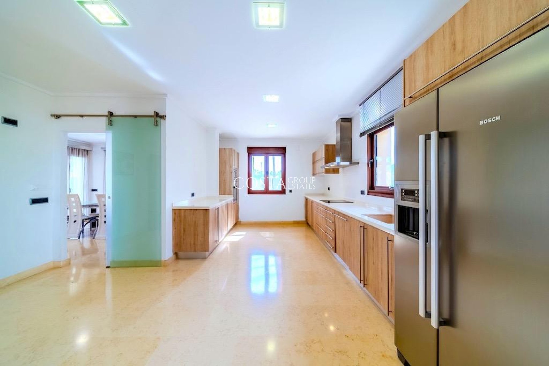 Resale - Villa -
Orihuela Costa - Cabo Roig