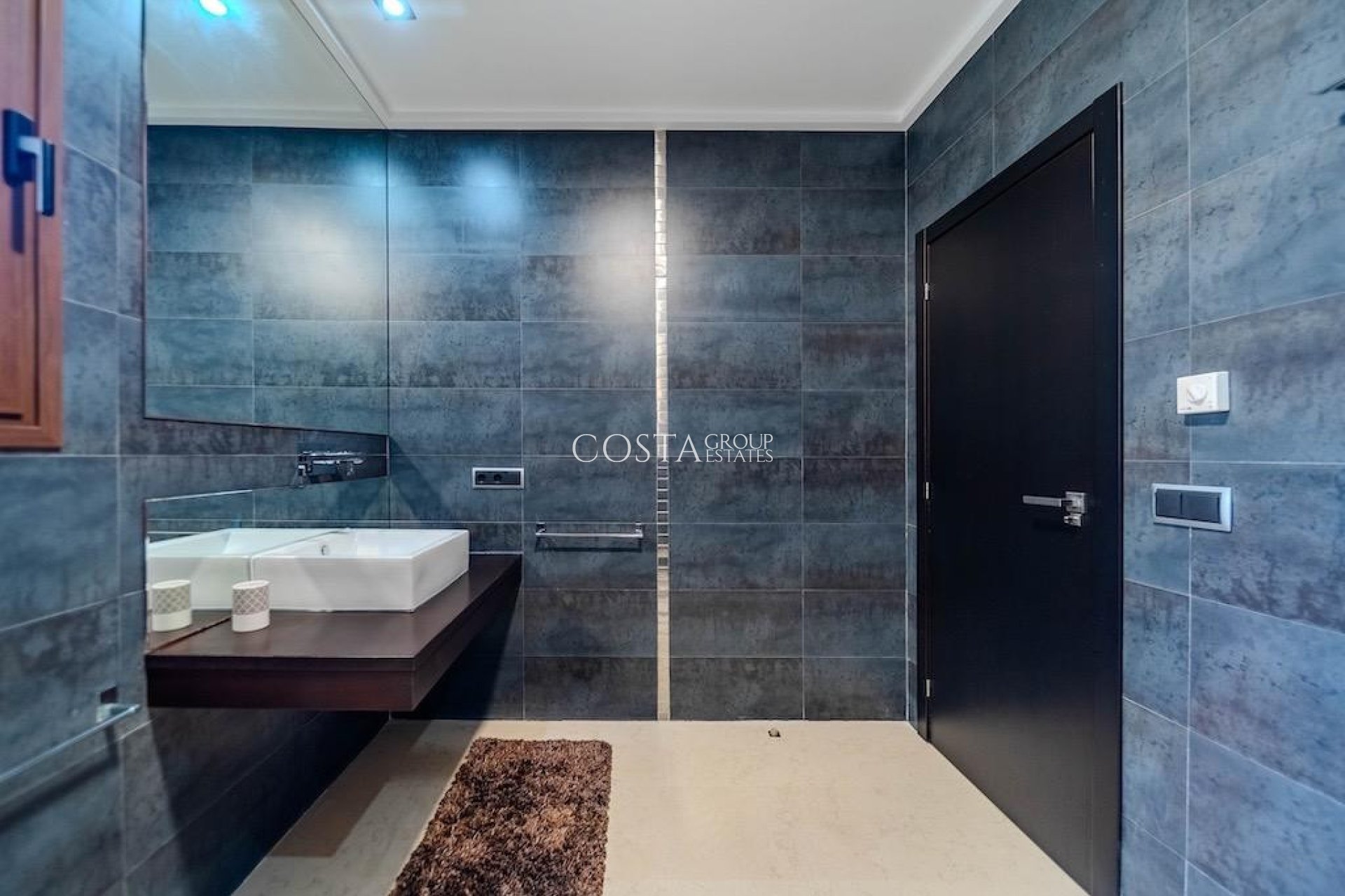 Resale - Villa -
Orihuela Costa - Cabo Roig