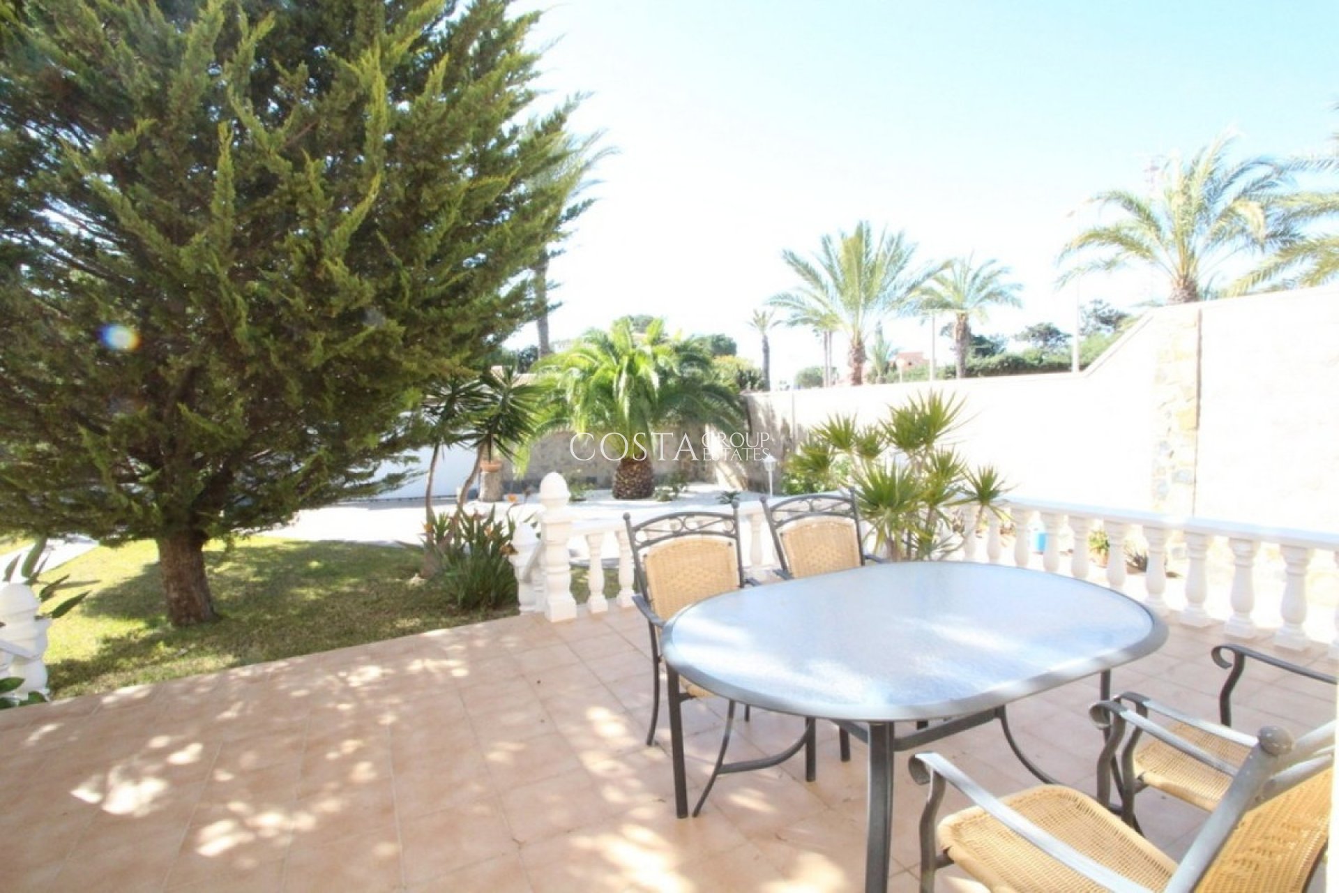 Resale - Villa -
Orihuela Costa - Cabo Roig