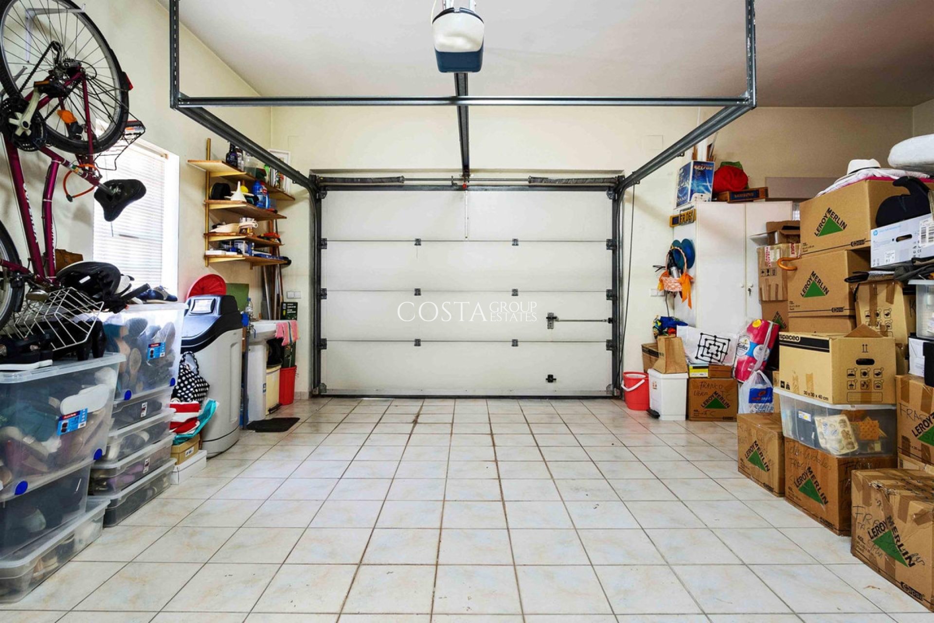 Resale - Villa -
Orihuela Costa - Cabo Roig