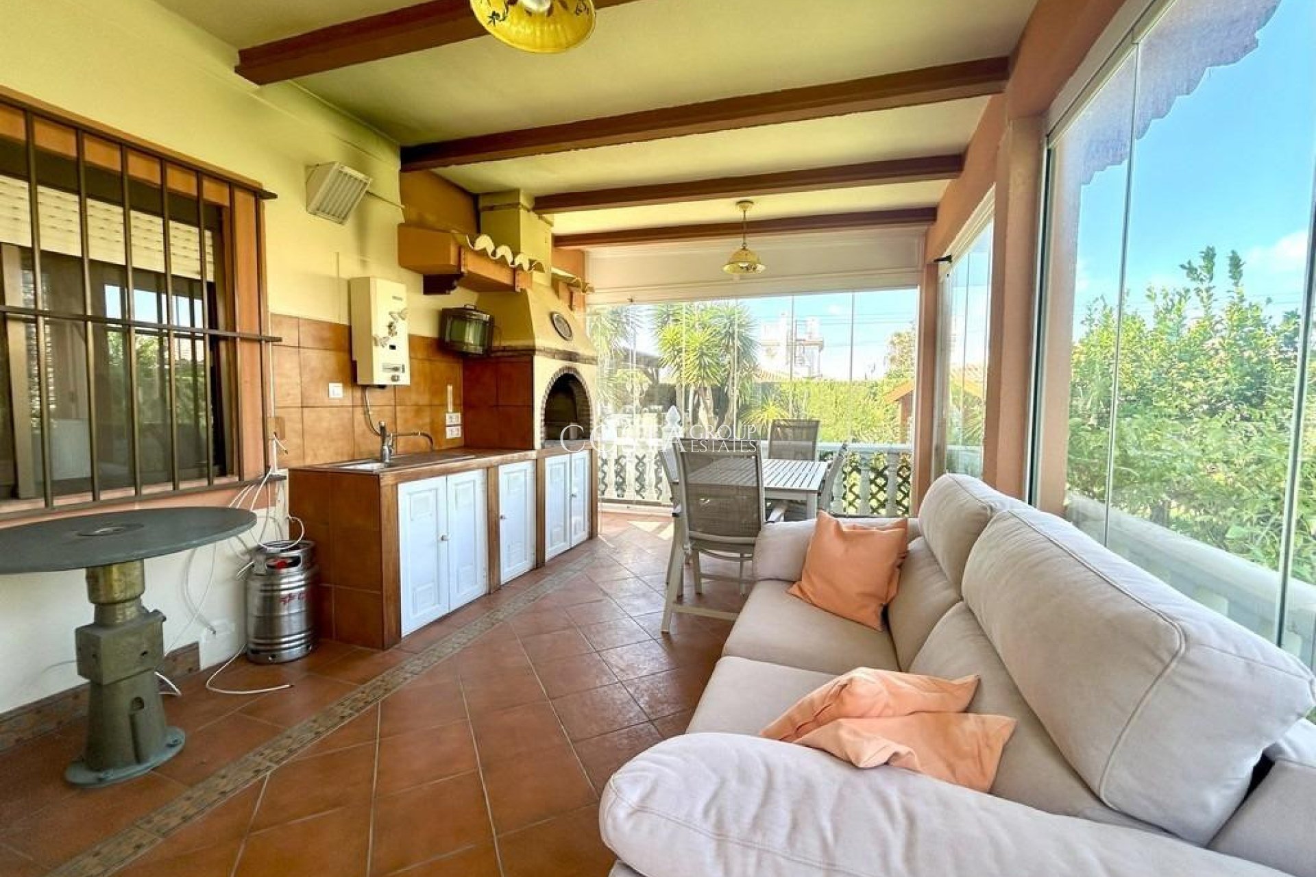 Resale - Villa -
Orihuela Costa - Cabo Roig