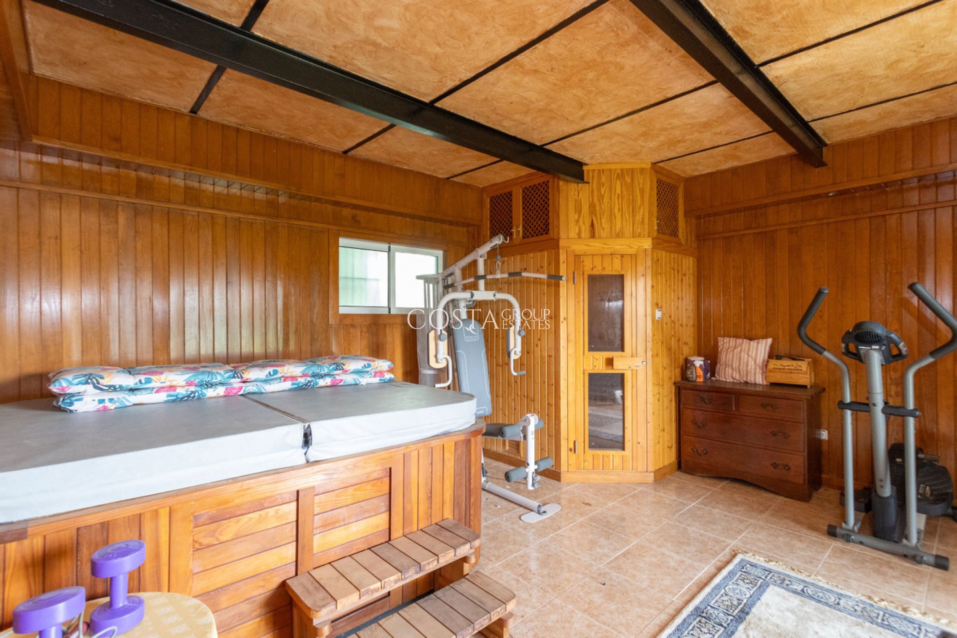 Resale - Villa -
Orihuela Costa - Campoamor