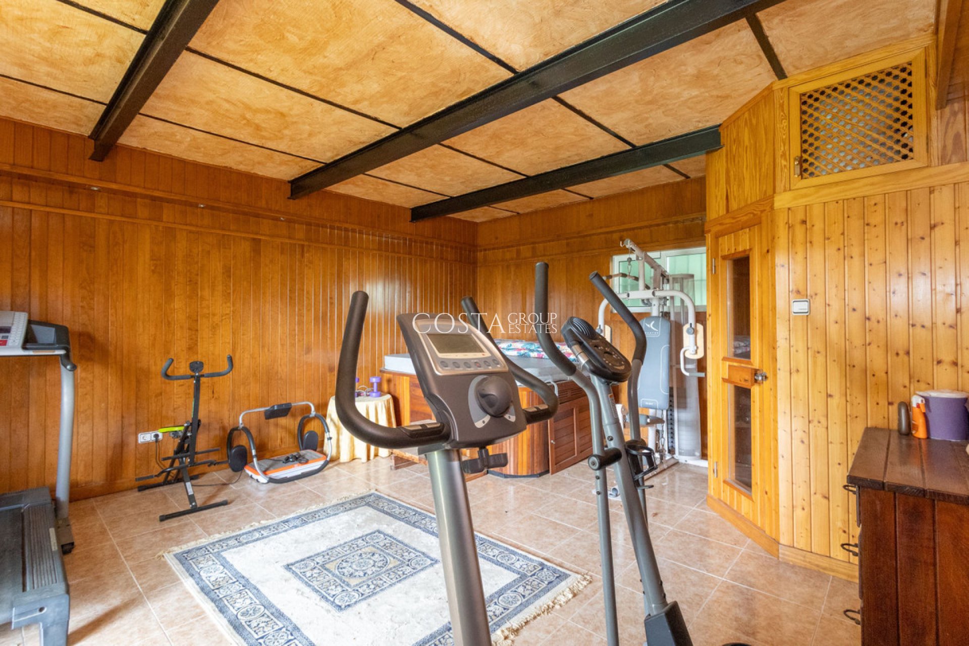 Resale - Villa -
Orihuela Costa - Campoamor