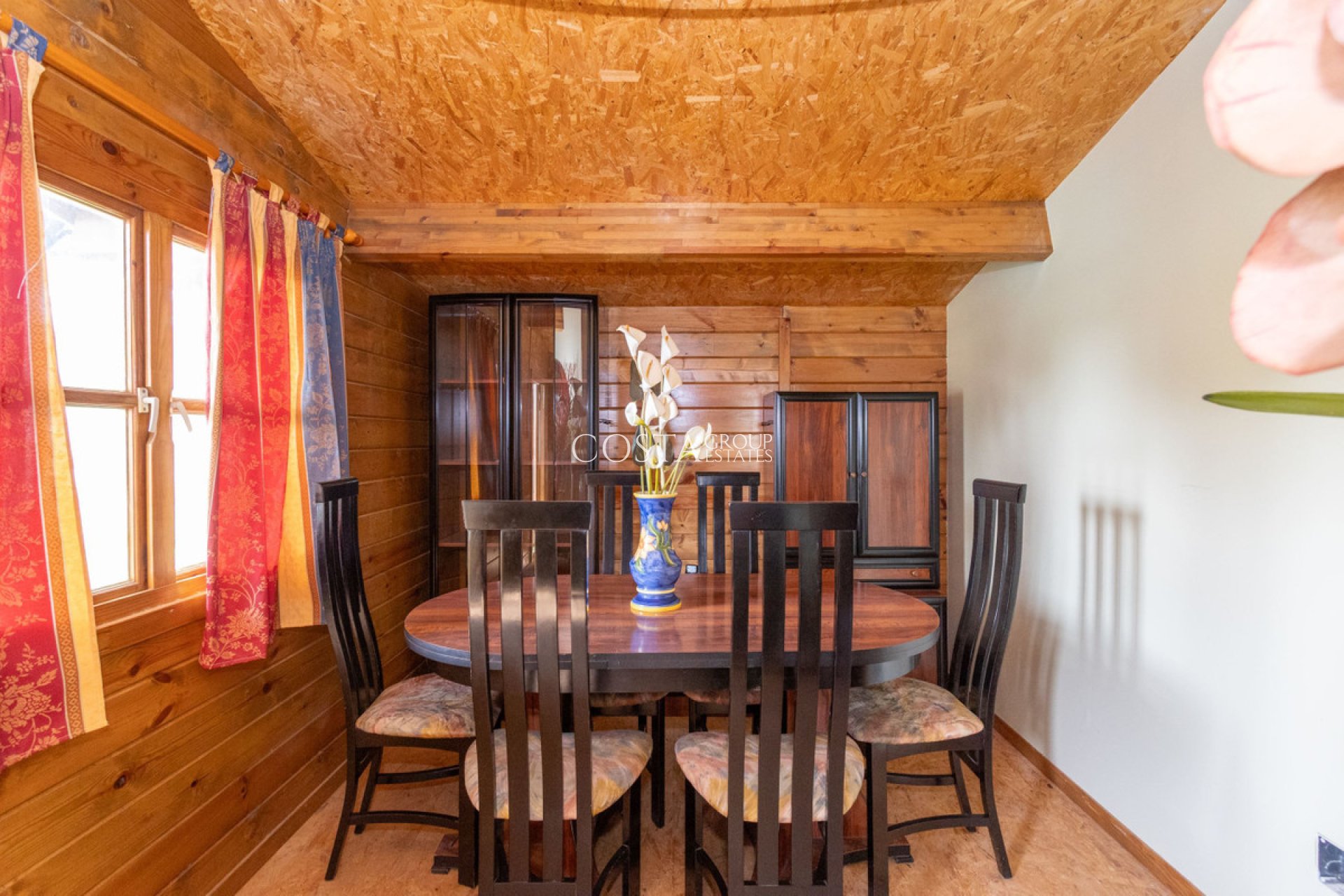 Resale - Villa -
Orihuela Costa - Campoamor