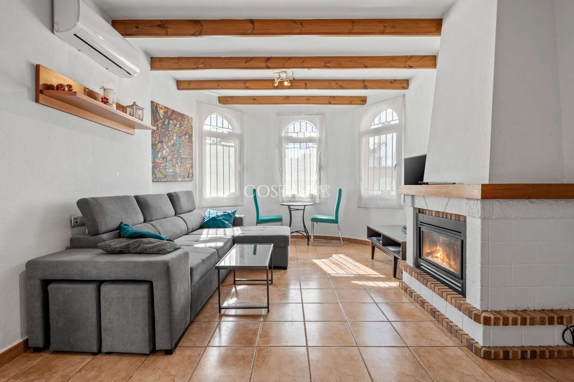 Resale - Villa -
Orihuela Costa - Castillo de Don Juan