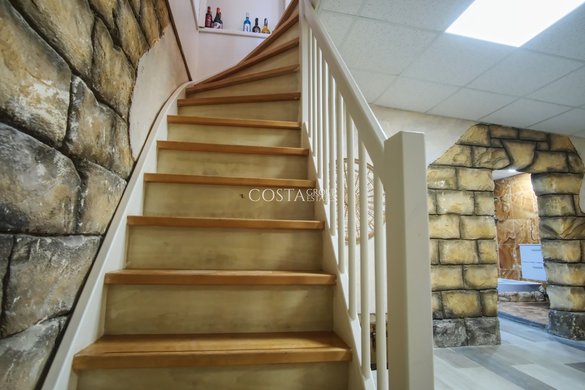 Resale - Villa -
Orihuela Costa - Costa Blanca South