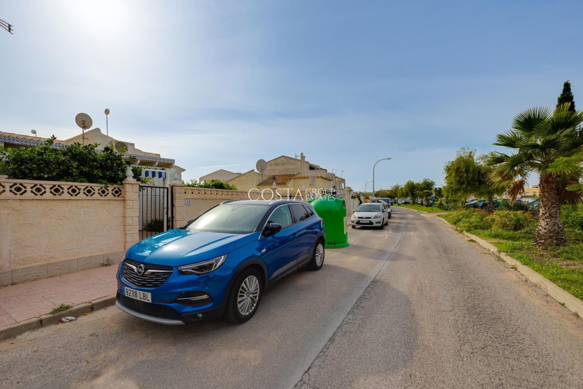 Resale - Villa -
Orihuela Costa - La Florida