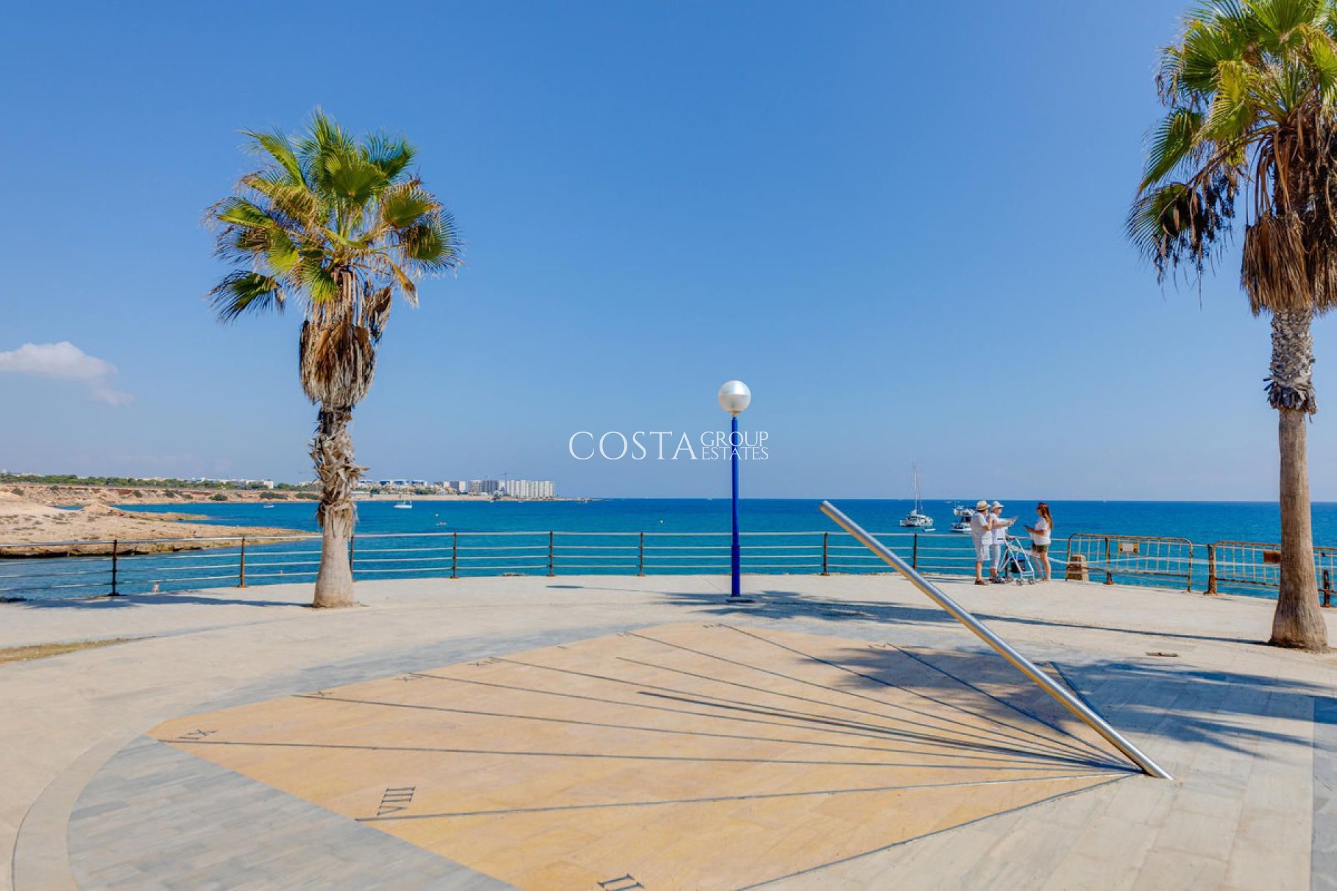 Resale - Villa -
Orihuela Costa - La Florida