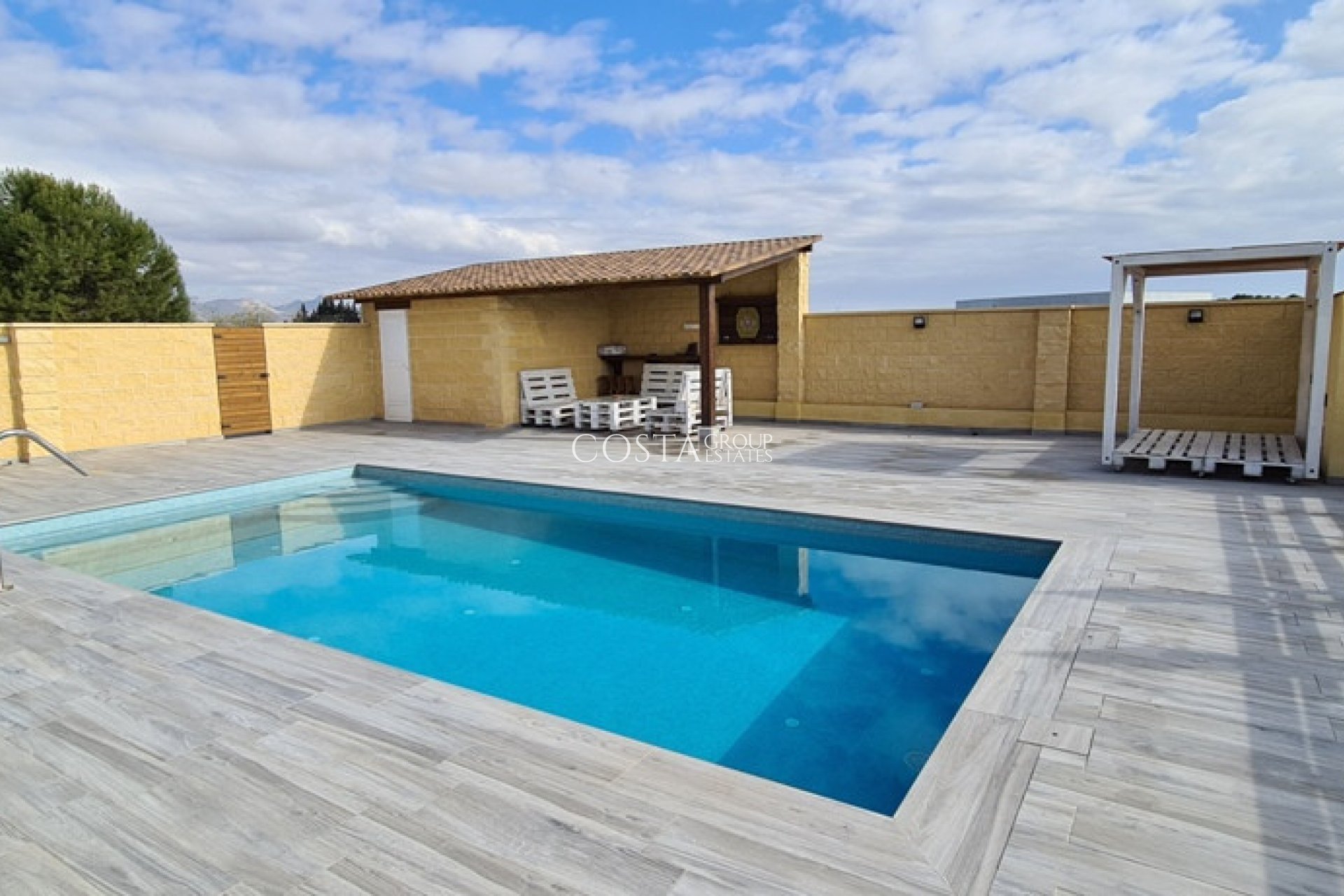 Resale - Villa -
Orihuela Costa - La Matanza