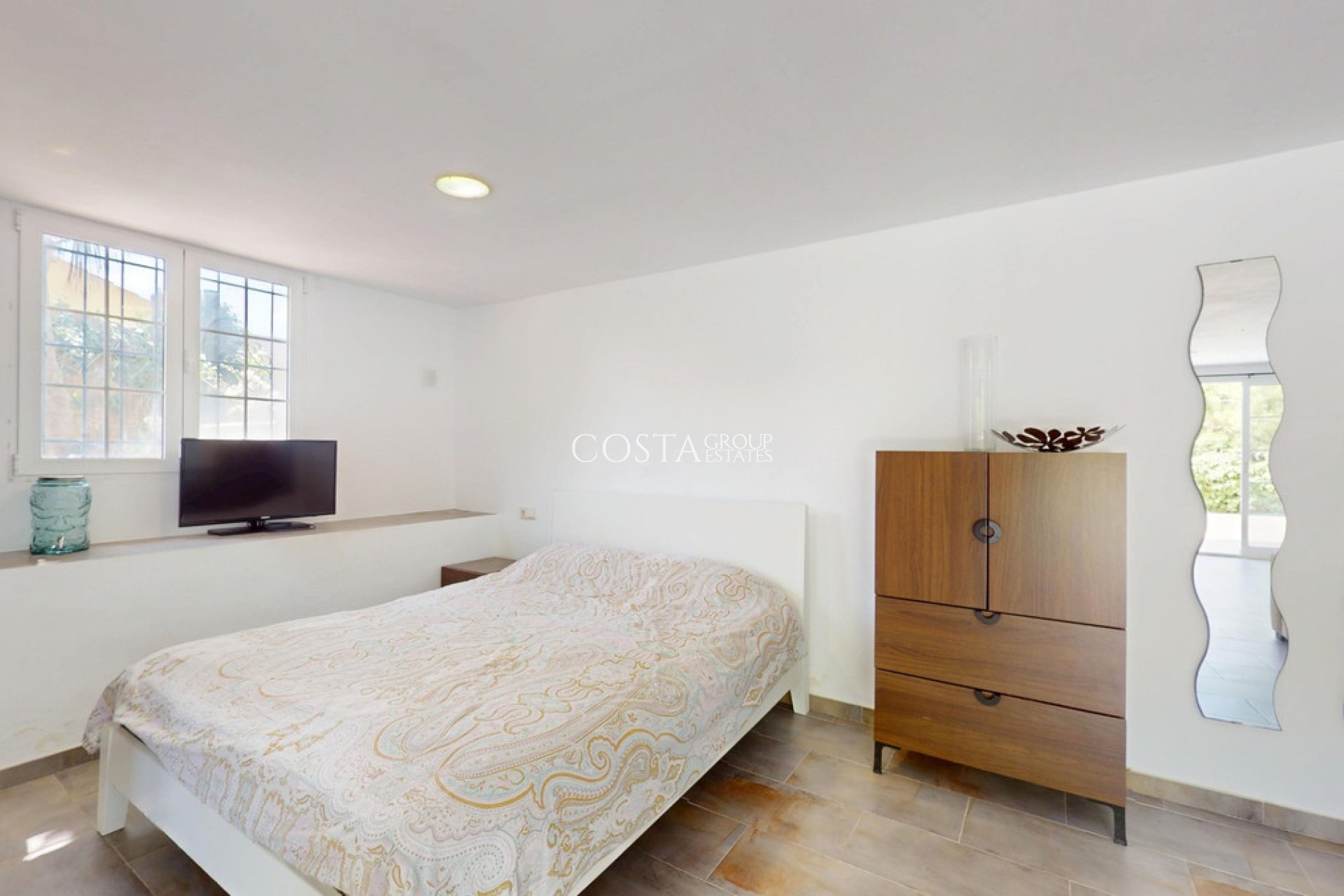 Resale - Villa -
Orihuela Costa - La Zenia