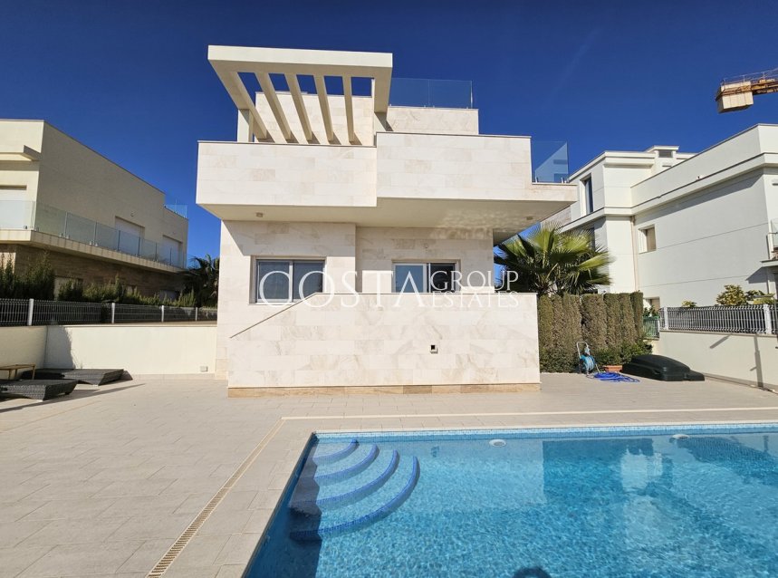 Resale - Villa -
Orihuela Costa - La Zenia