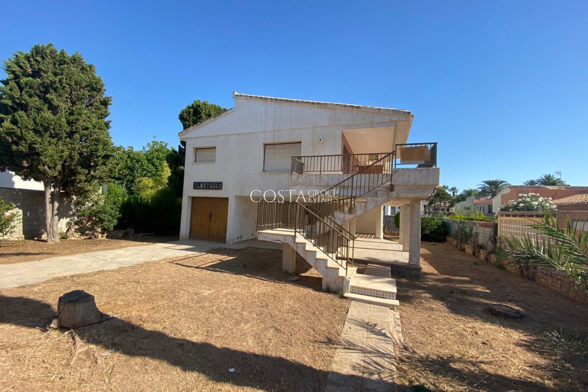Resale - Villa -
Orihuela Costa - La Zenia