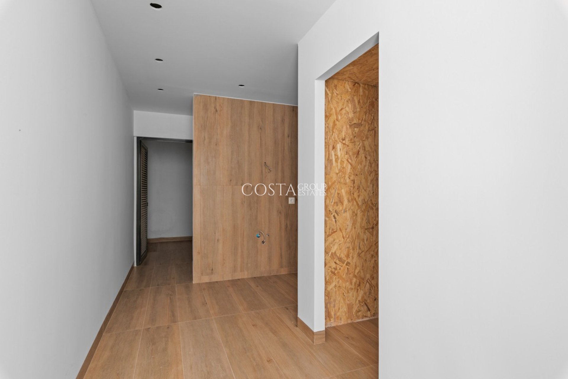 Resale - Villa -
Orihuela Costa - Las Colinas Golf