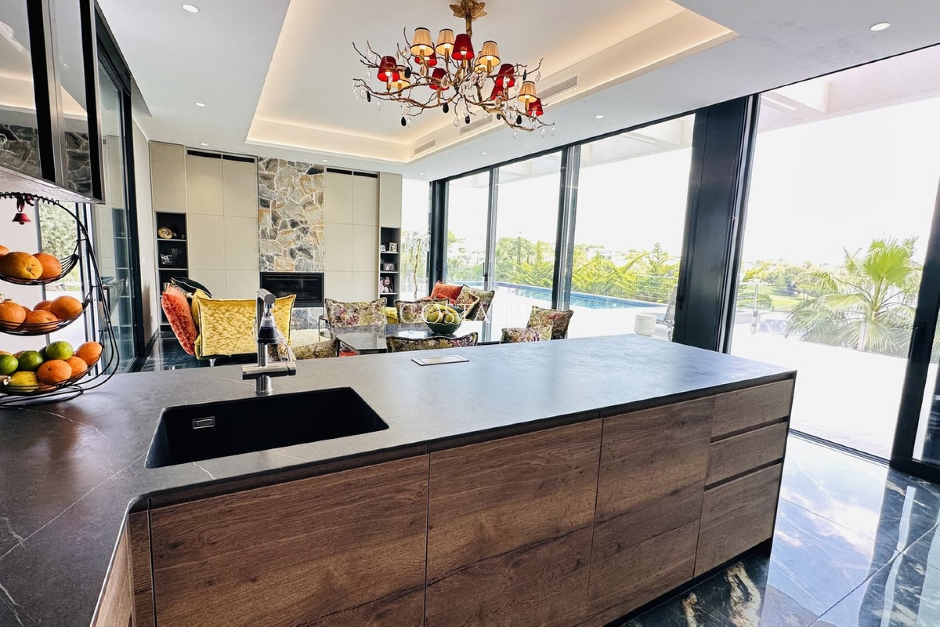 Resale - Villa -
Orihuela Costa - Las Colinas Golf