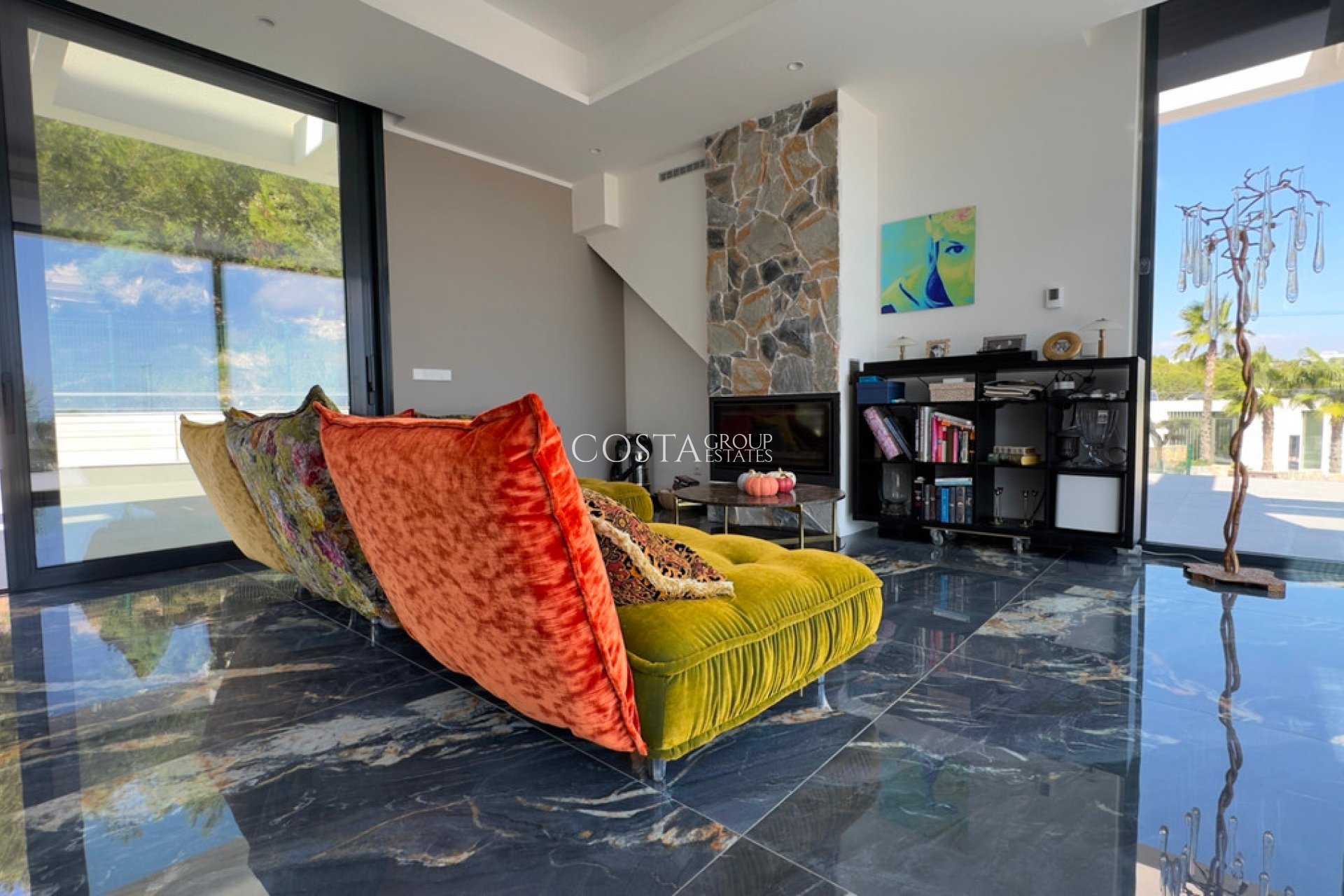 Resale - Villa -
Orihuela Costa - Las Colinas Golf