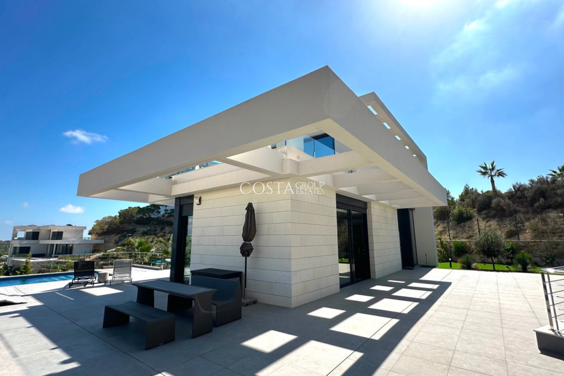 Resale - Villa -
Orihuela Costa - Las Colinas Golf