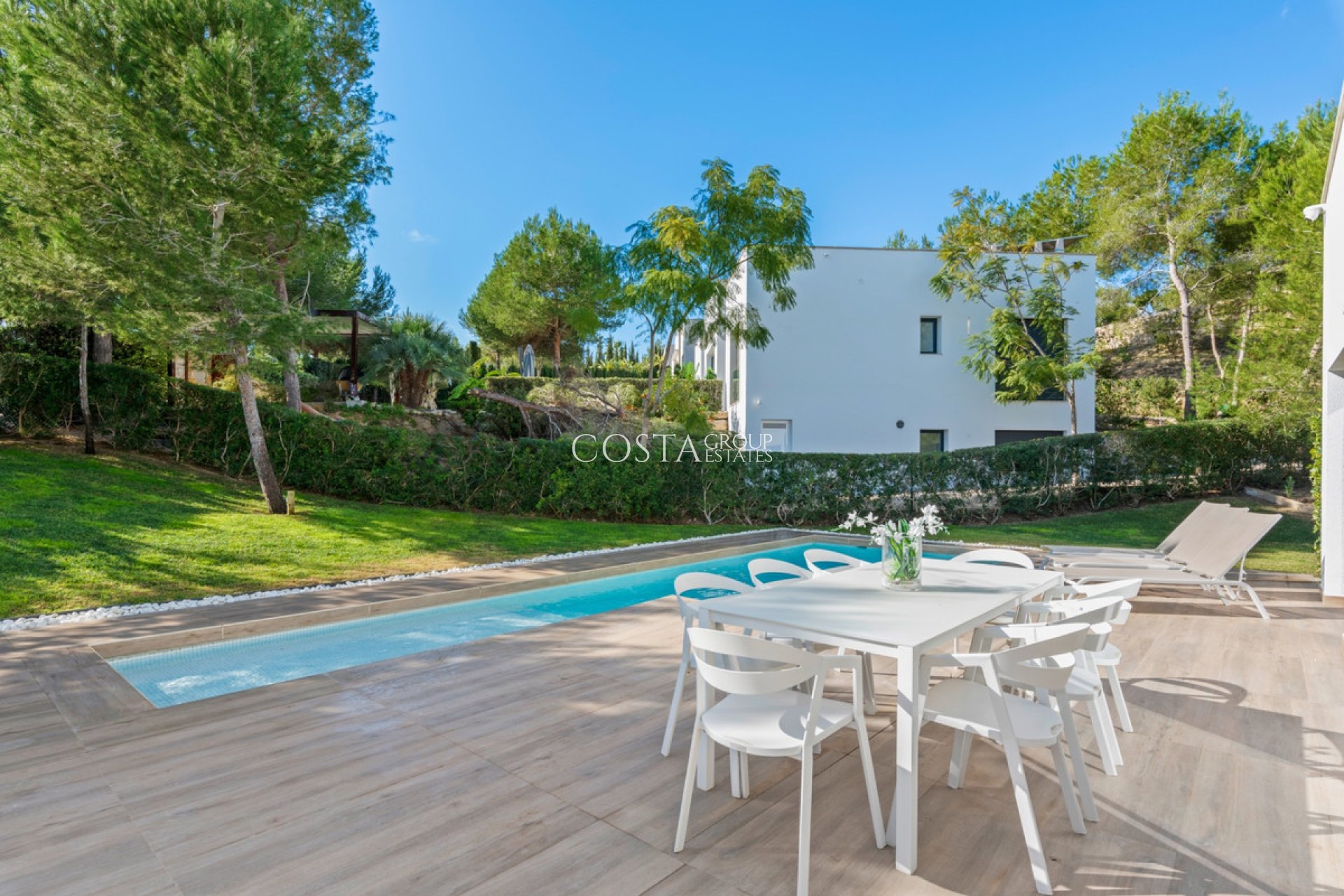 Resale - Villa -
Orihuela Costa - Las Colinas Golf